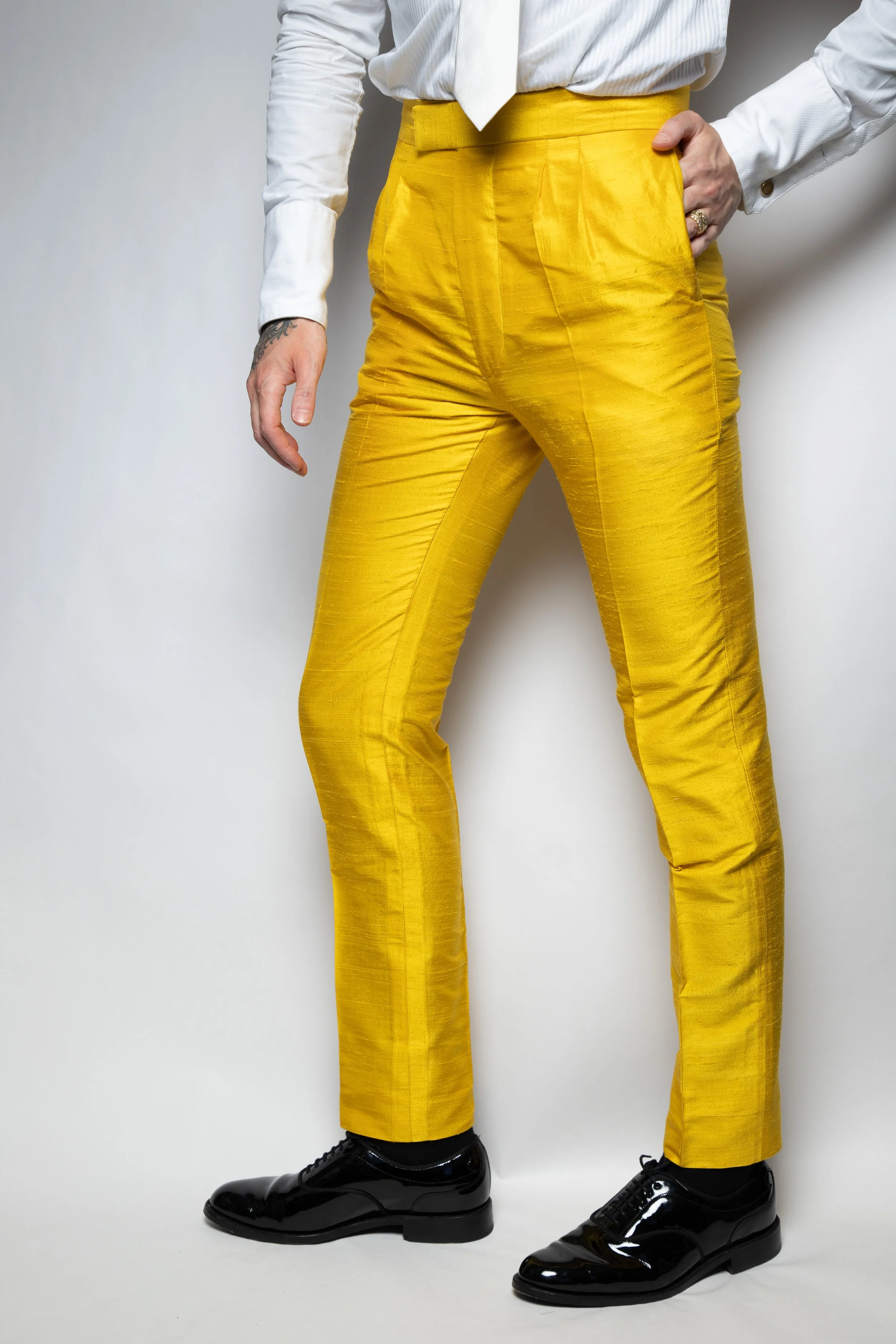 YELLOW SUIT 7.jpg