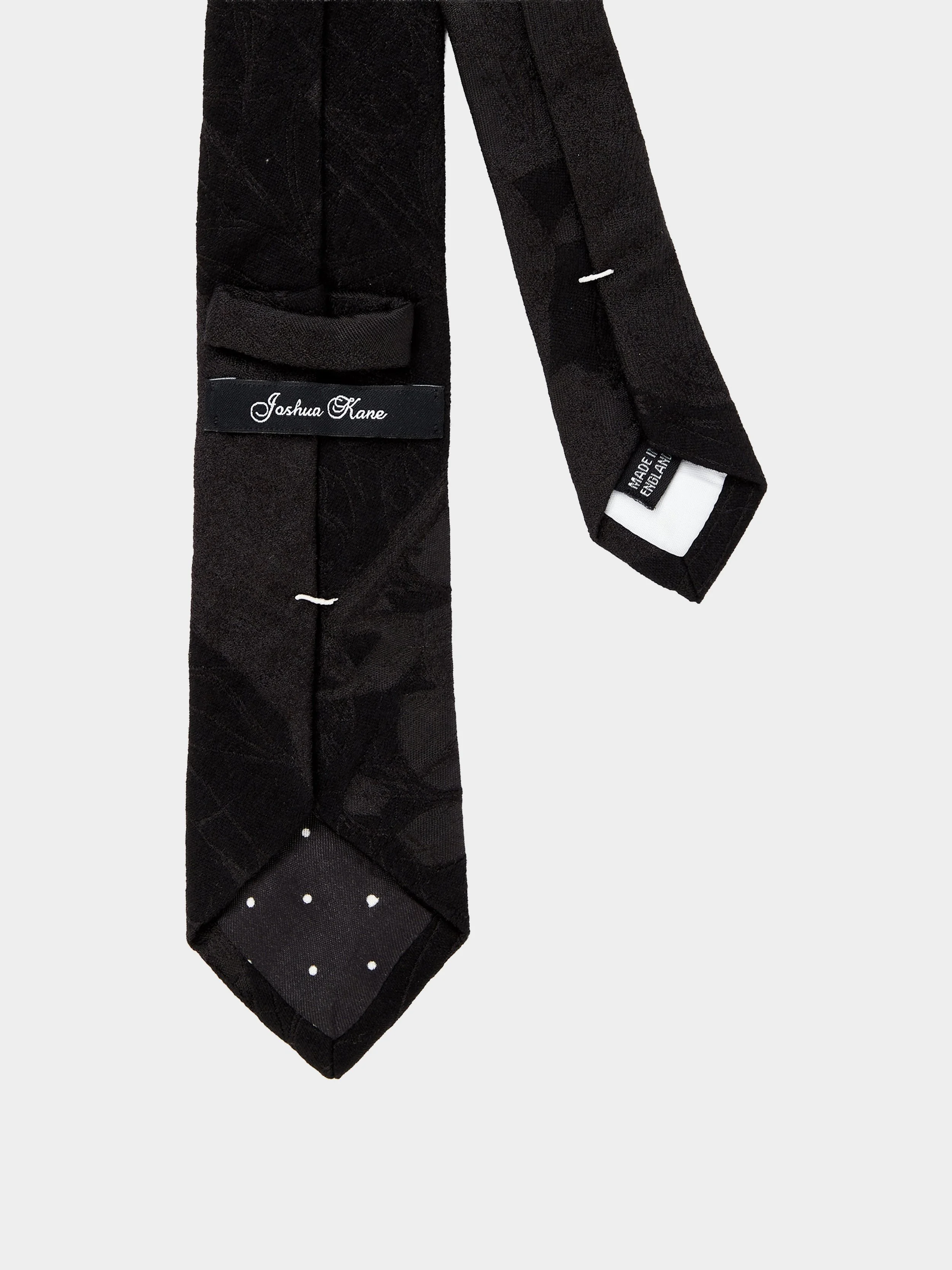 '3-Tailors' Tonal Black Slim necktie back.jpg