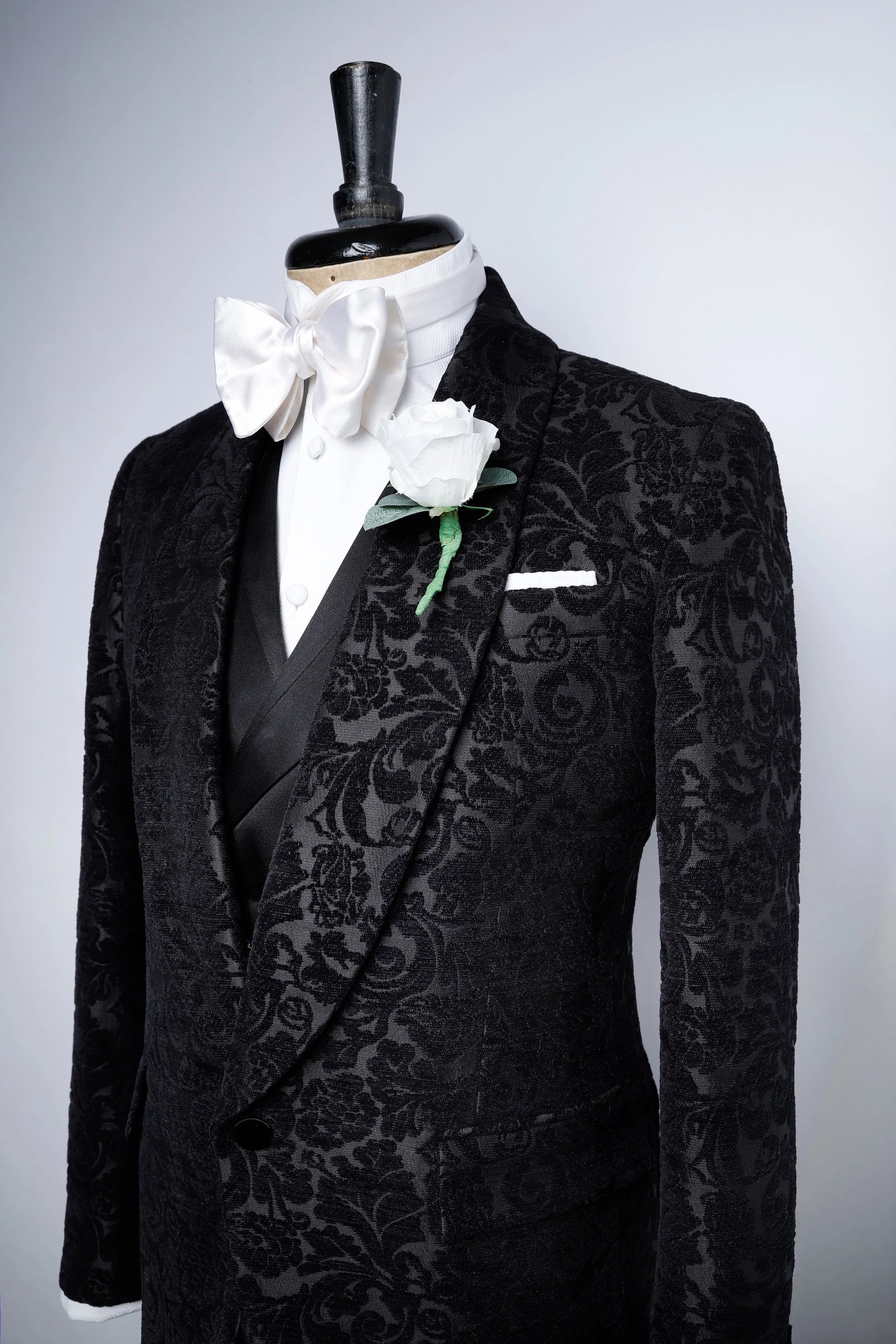 floral velvet jacket 4.jpg