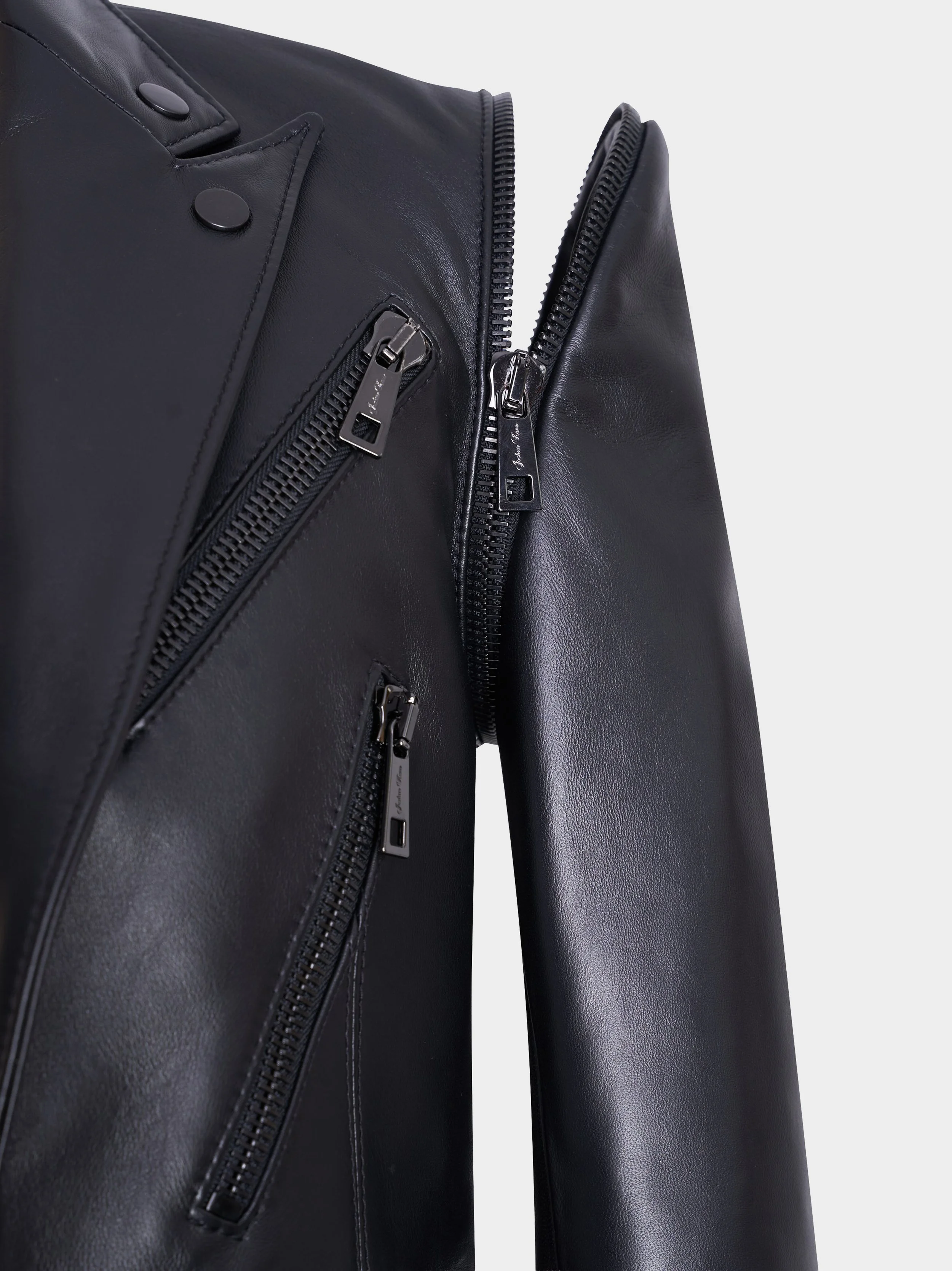 Zip Off Black Nappa Coat shoulder unzip.jpg