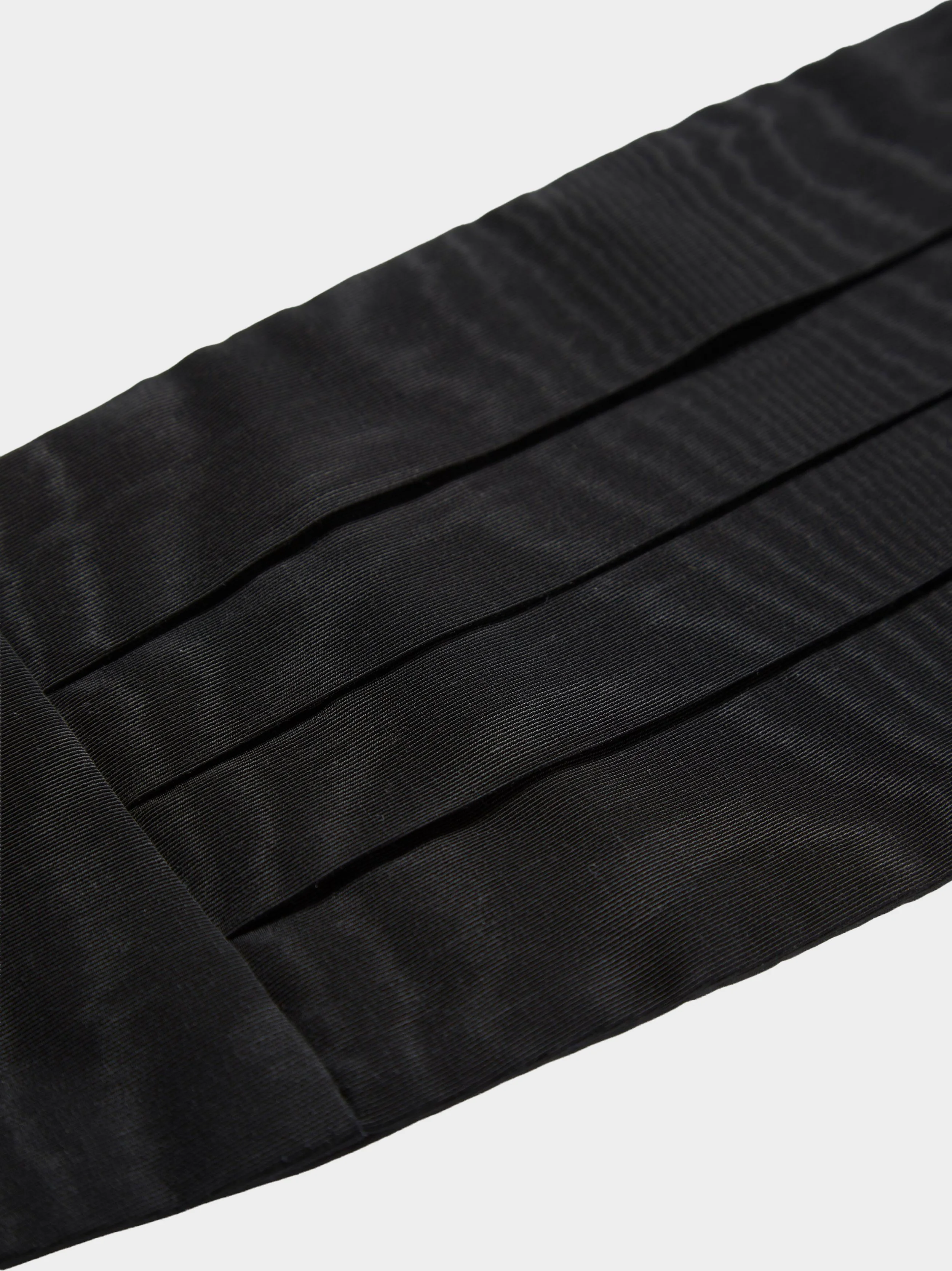 'Black Moiré' Pleated Cummerbund diag 2.jpg