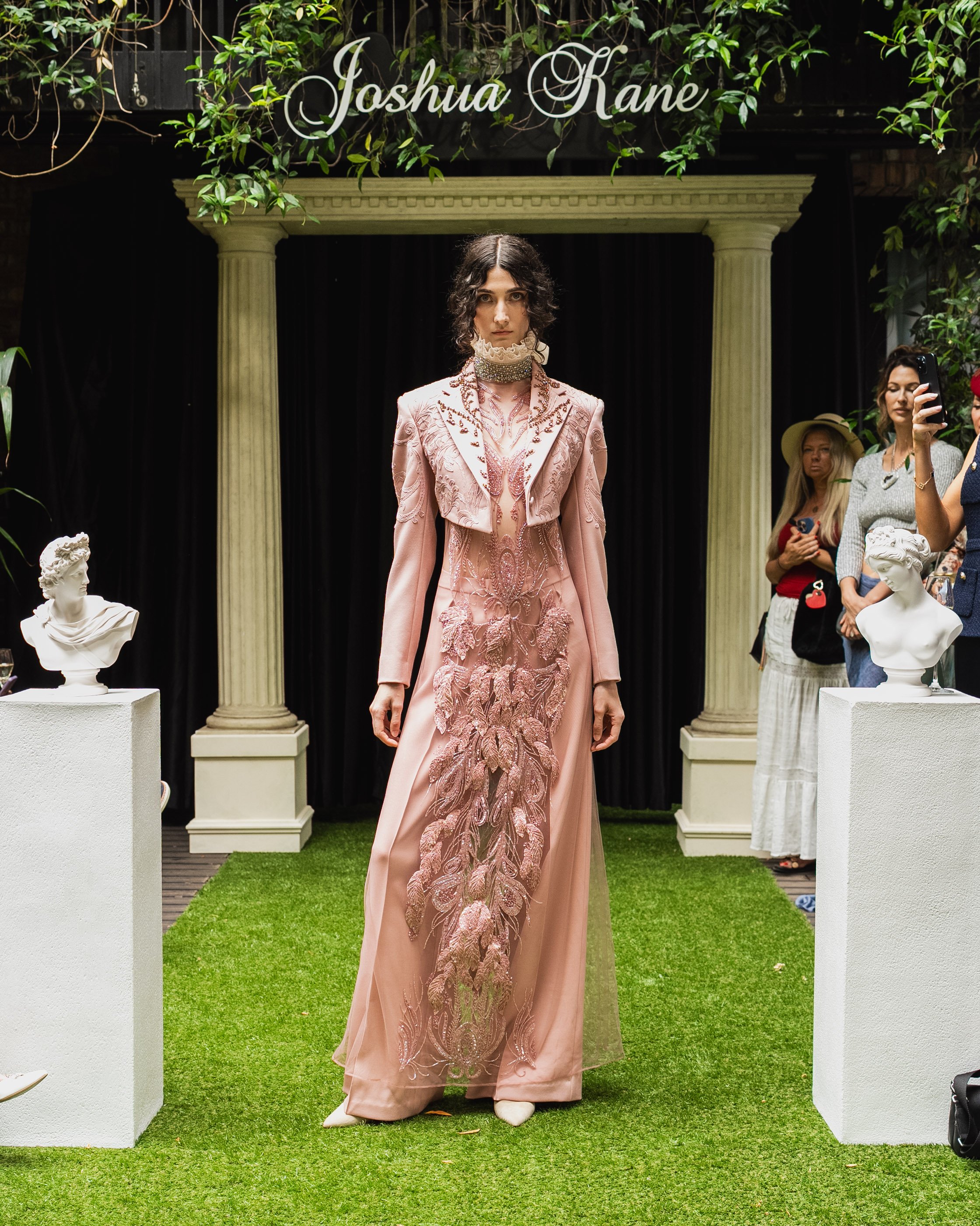 Look 5