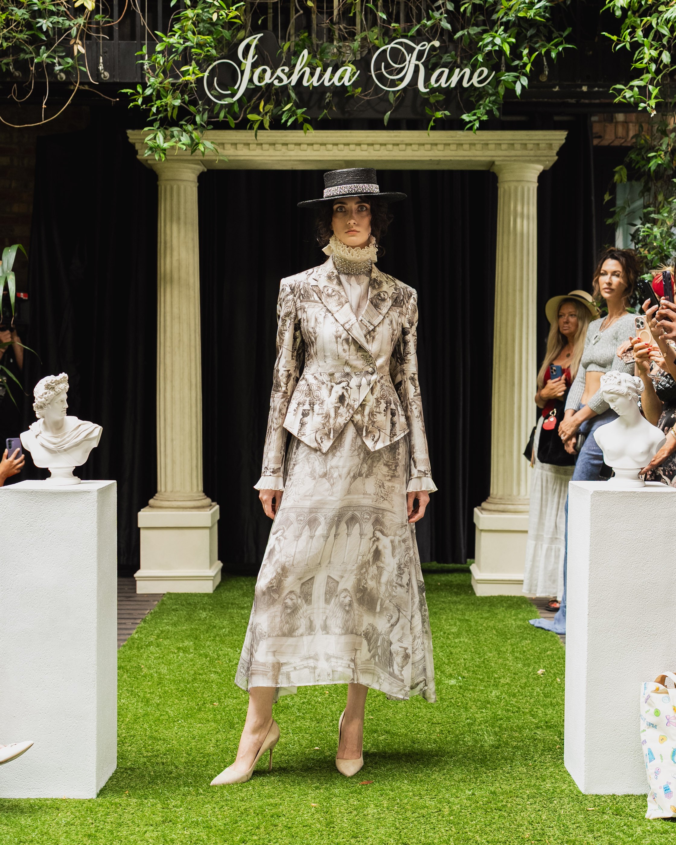 Look 2