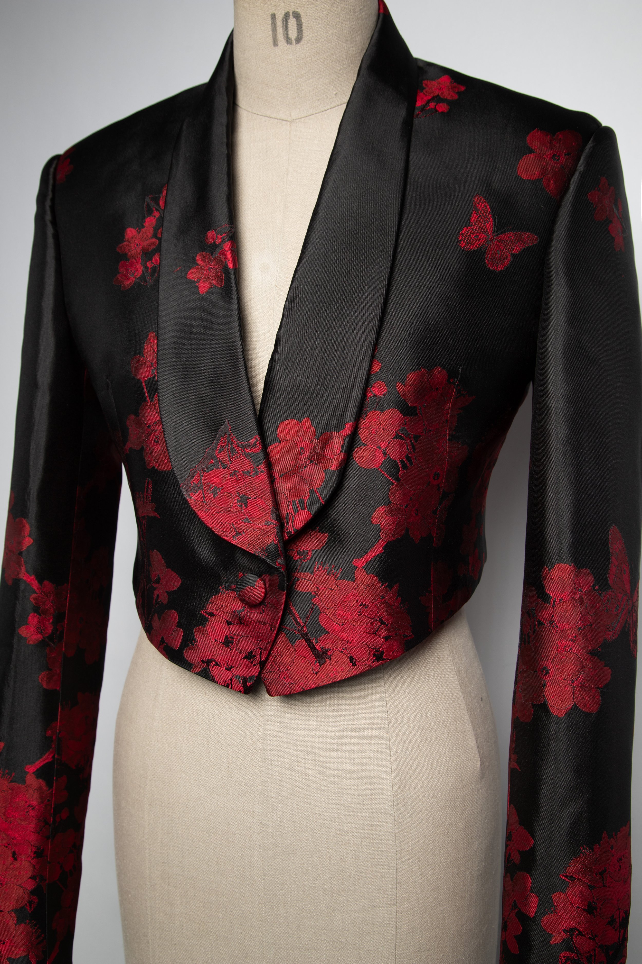 RED FALLING BLOSSOM JACKET2jpg.jpg