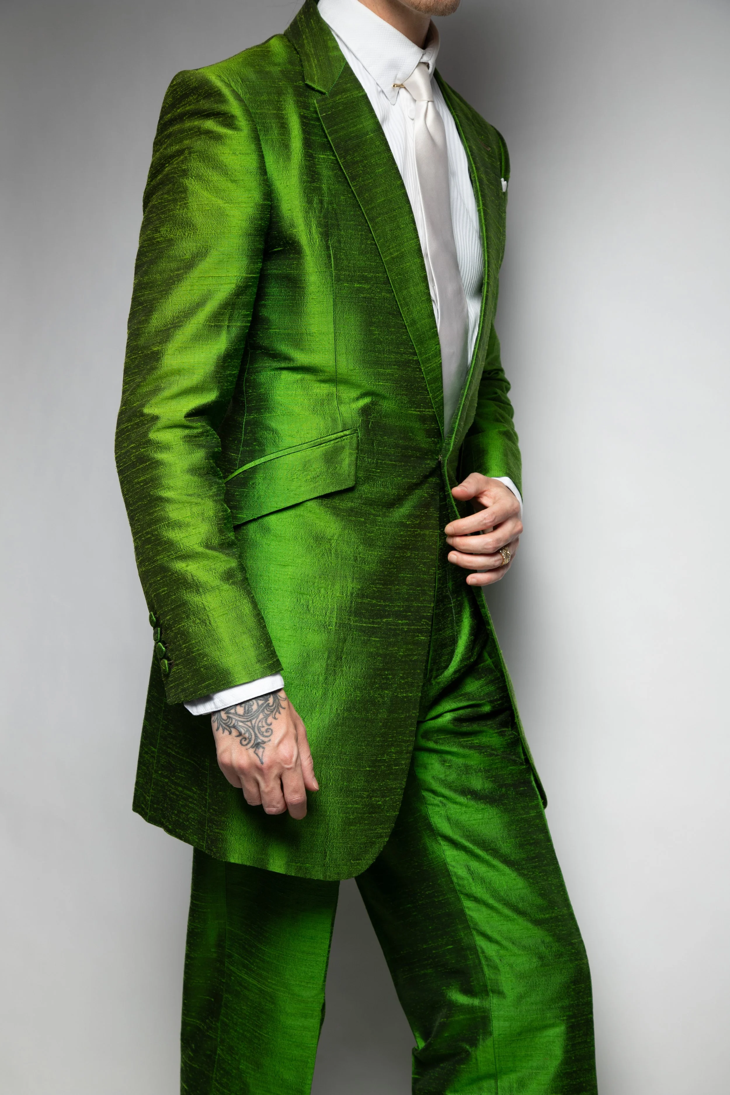 TROPICAL GREEN 4.jpg