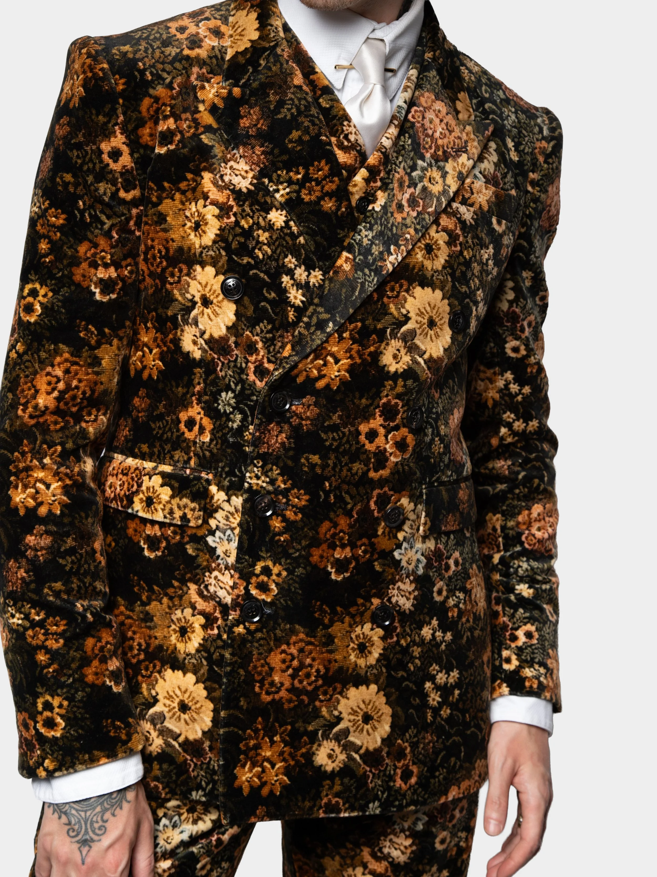 Floral Printed Velvet Suit 3.jpg