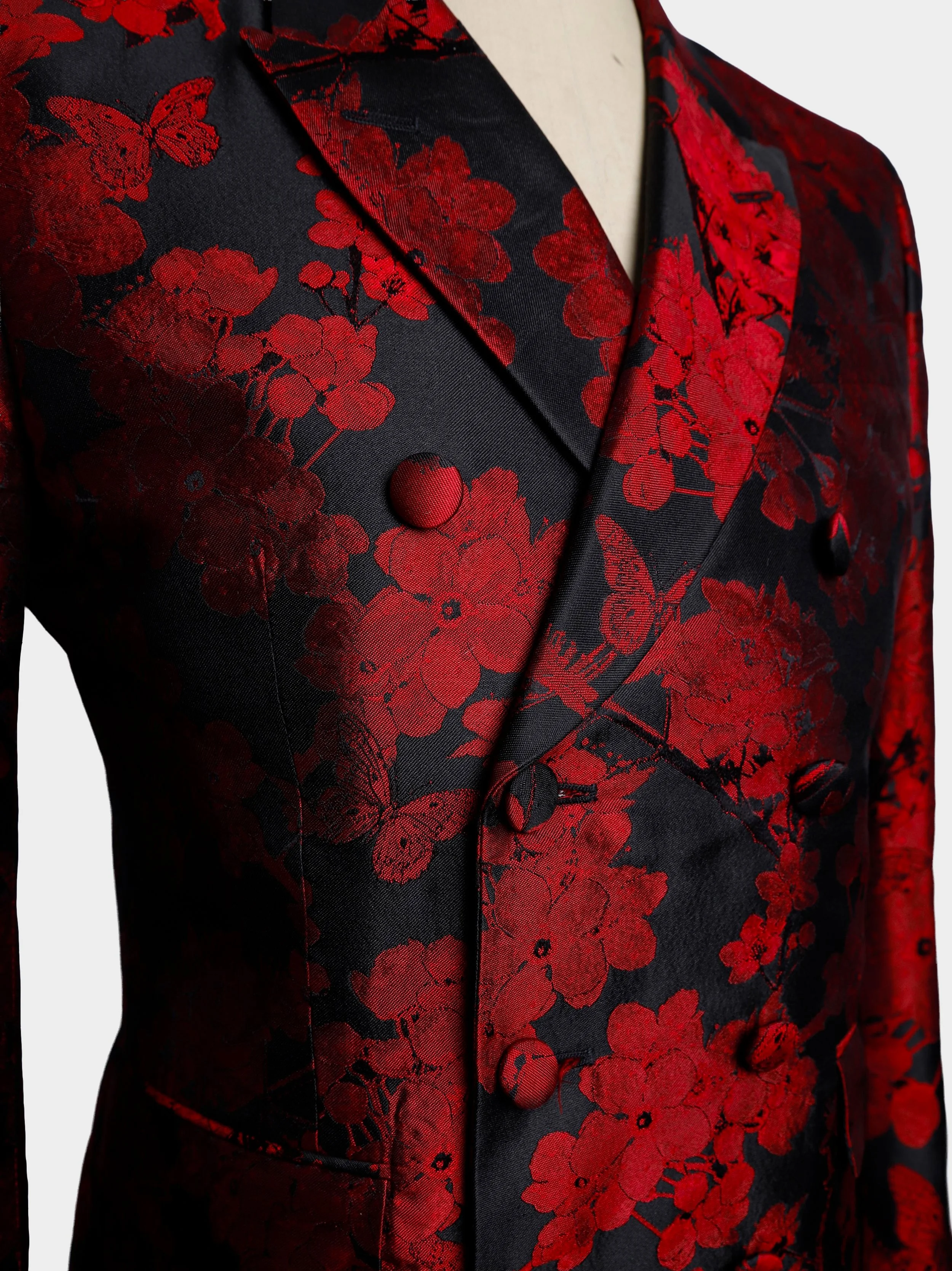 Red And Black Blossom Silk Suit mannequin.jpg