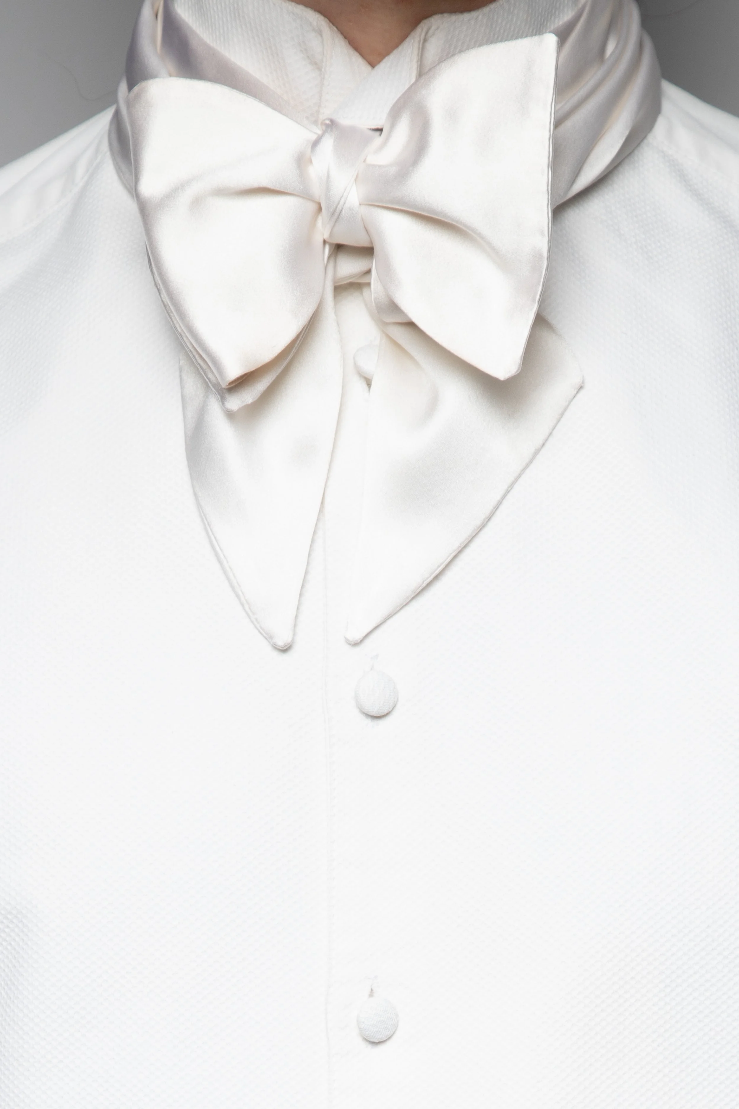 WHITE SILK BOWTIE AND TAILS 3.jpg