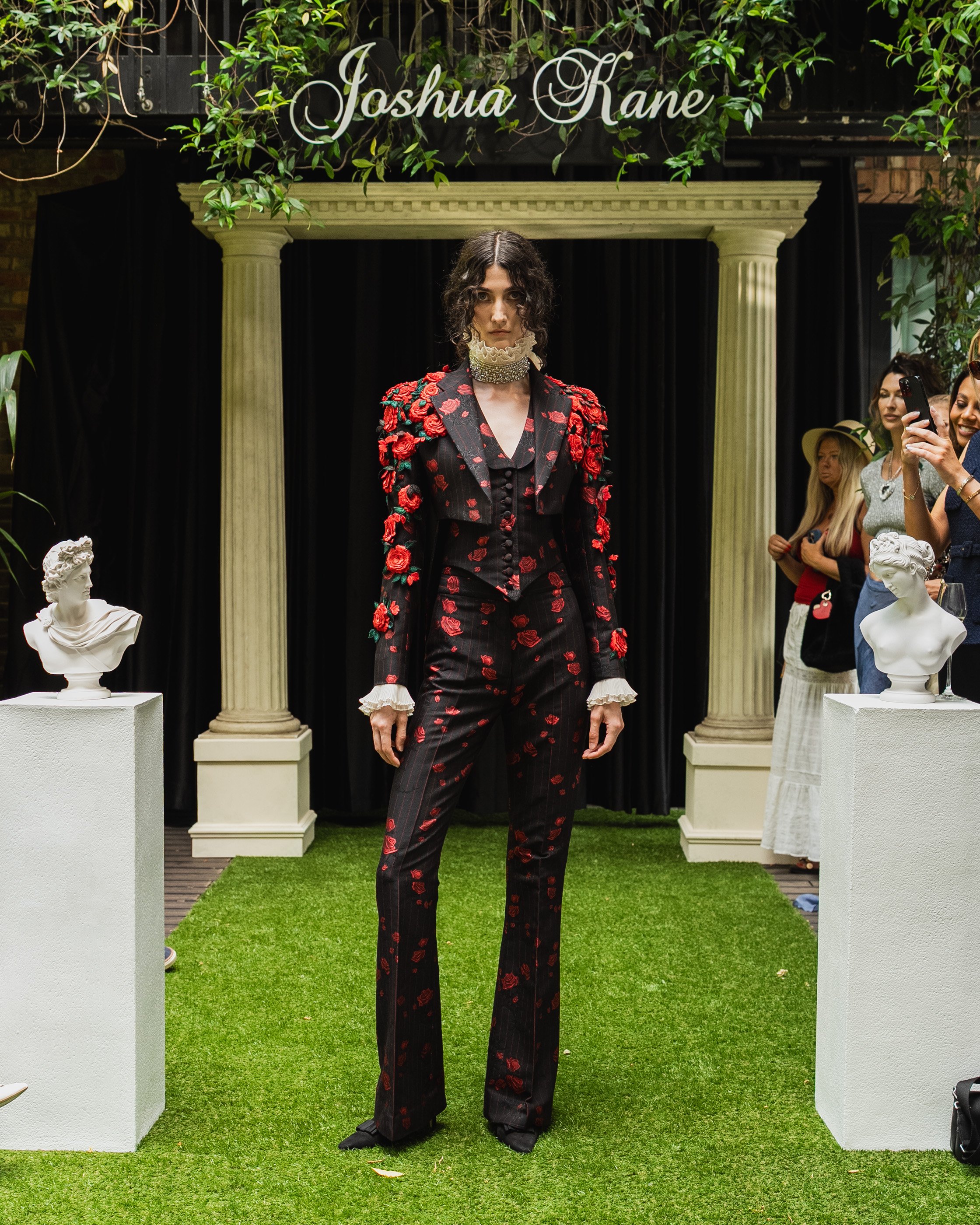 Look 8
