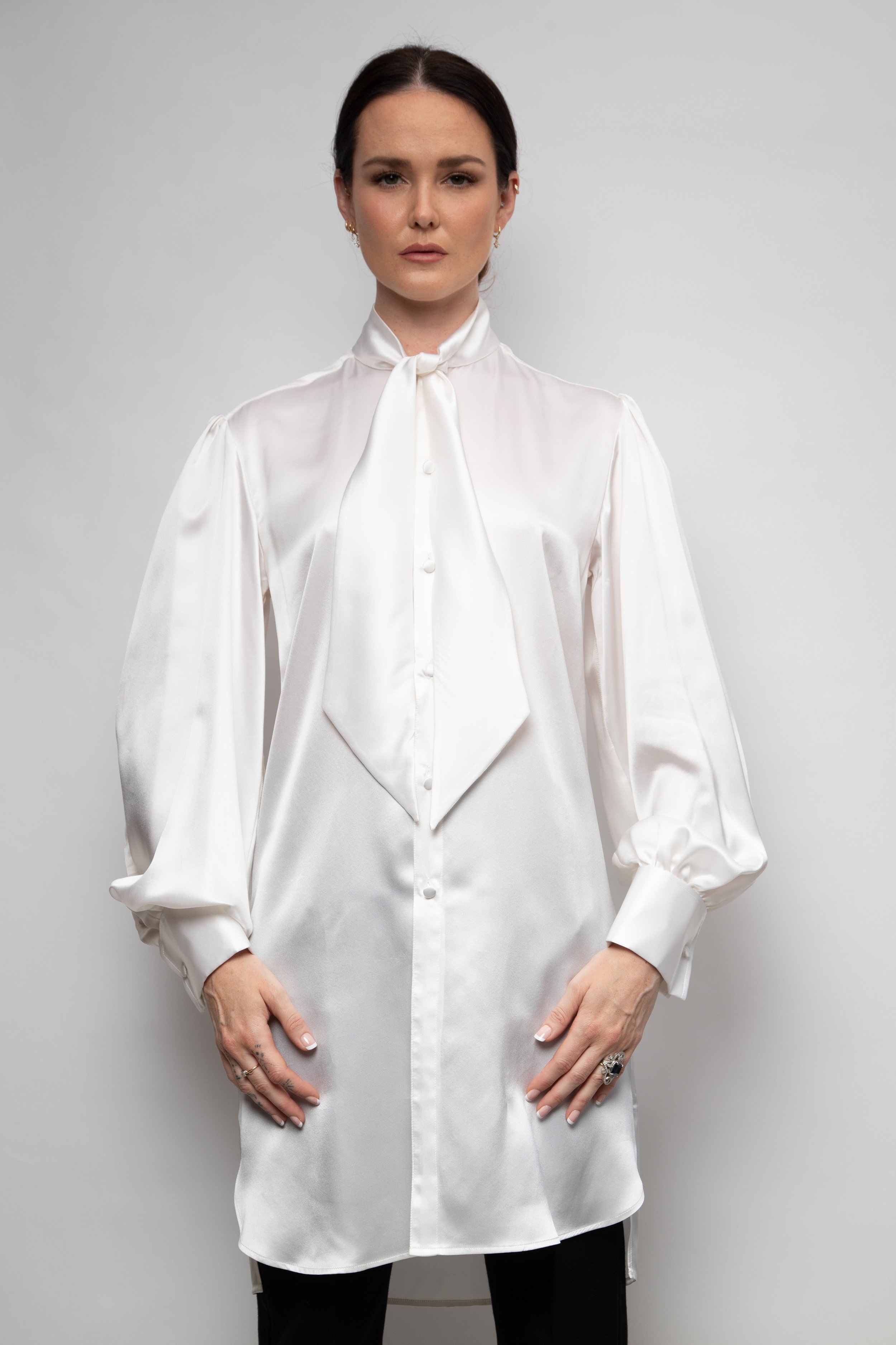 WHITE SILK LONG SHIRT 1.jpg