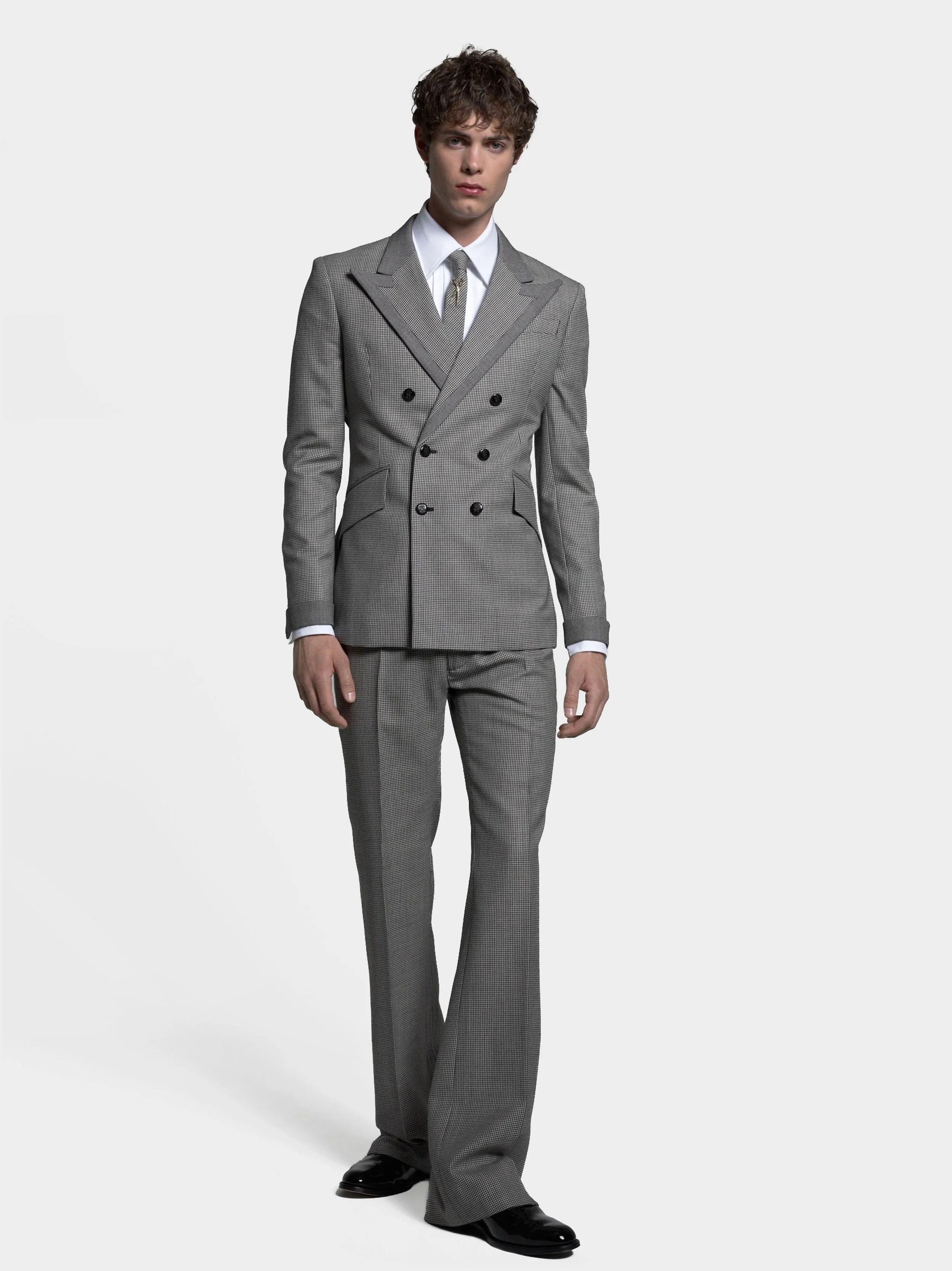 Puppytooth Suit 1.jpg