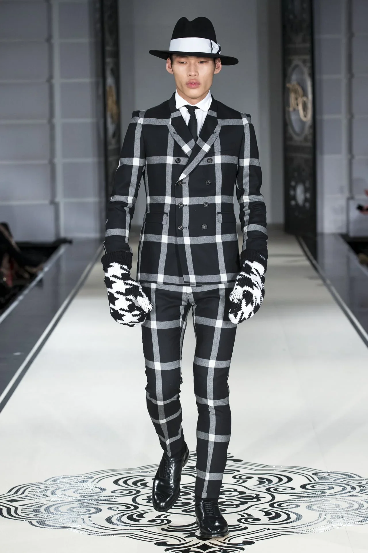 Joshua_Kane_AW16_017.JPG.webp