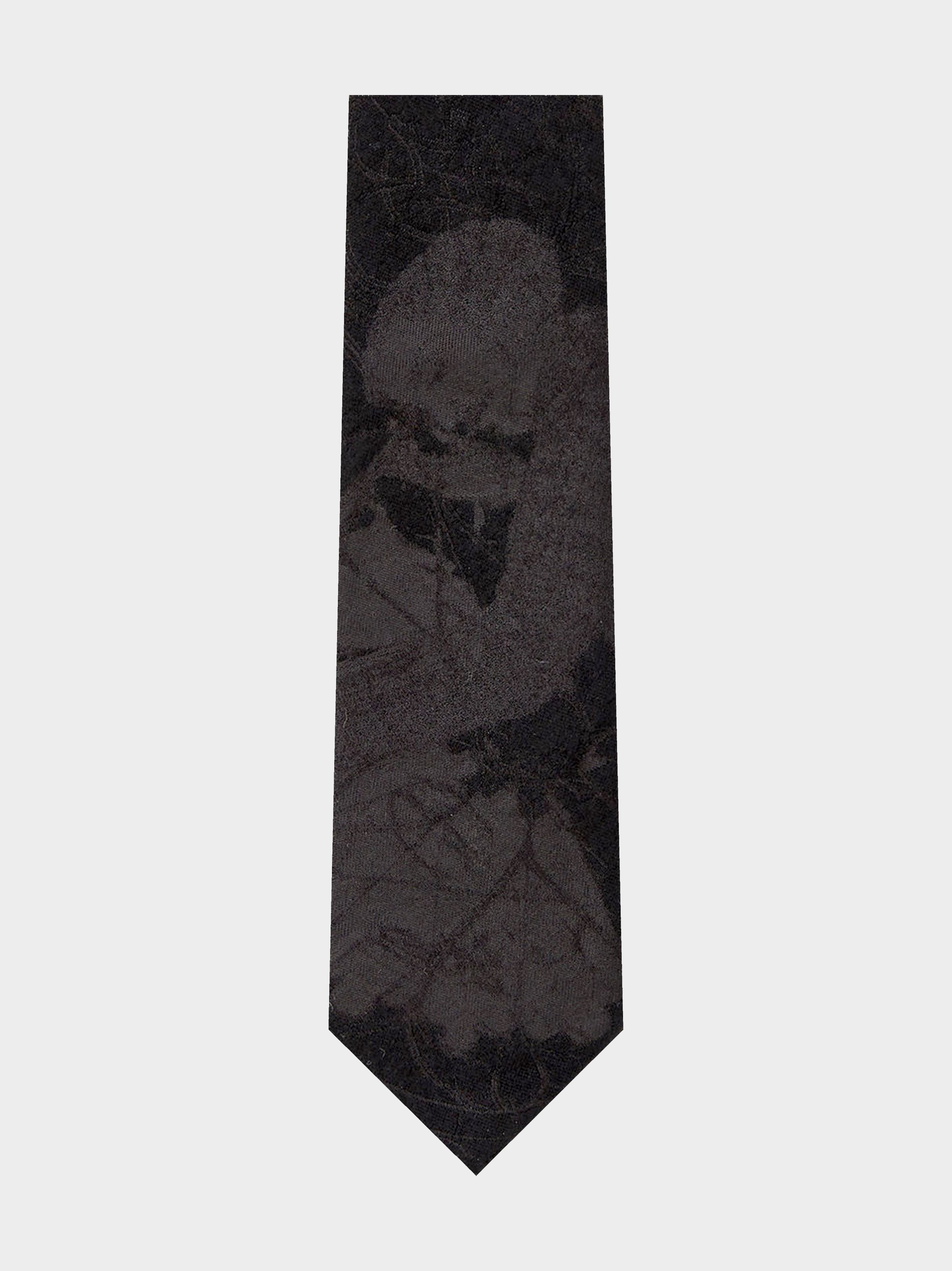 '3-Tailors' Tonal Black Slim necktie.jpg