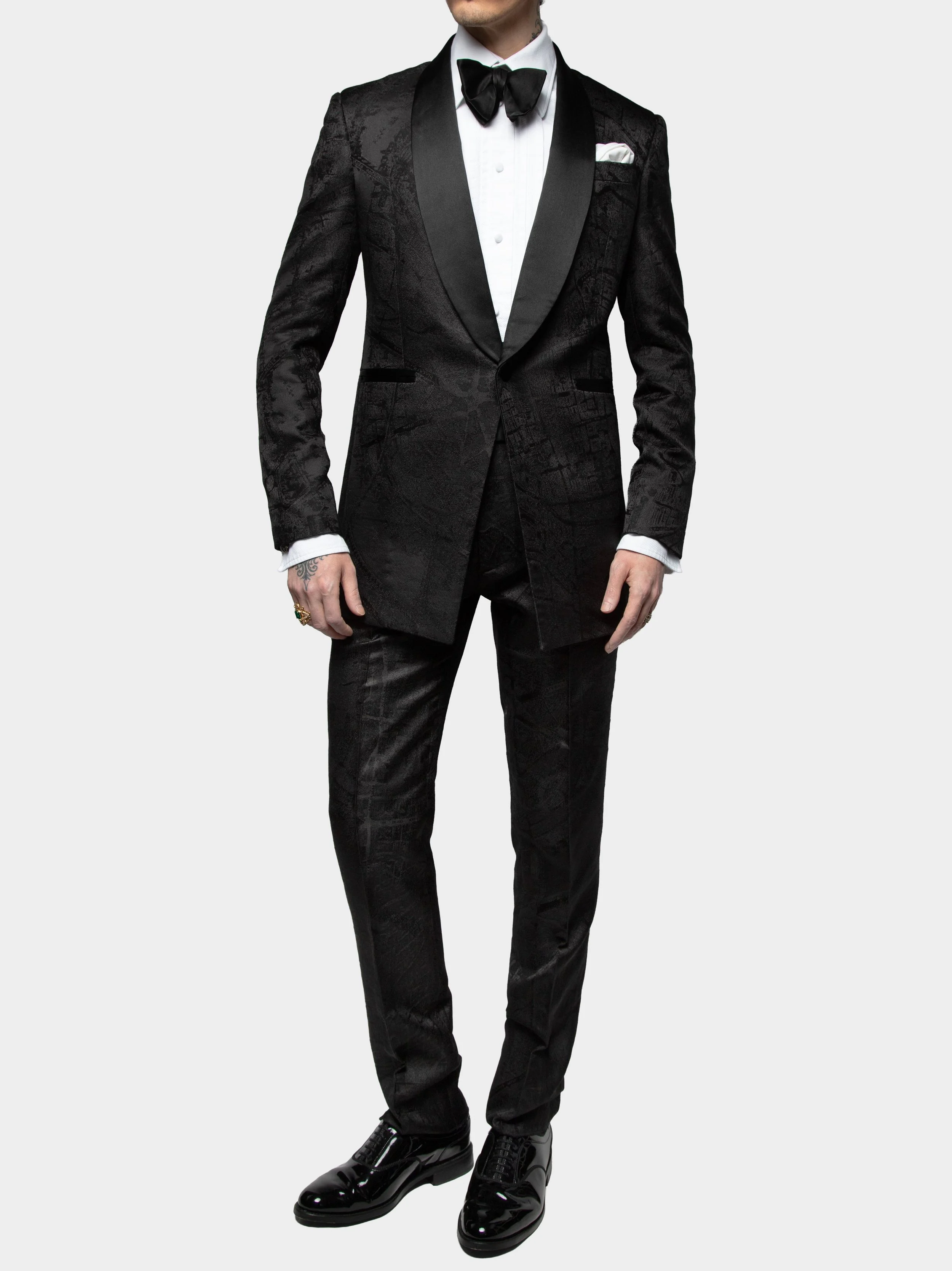 Black Map Of London Suitfront2.jpg