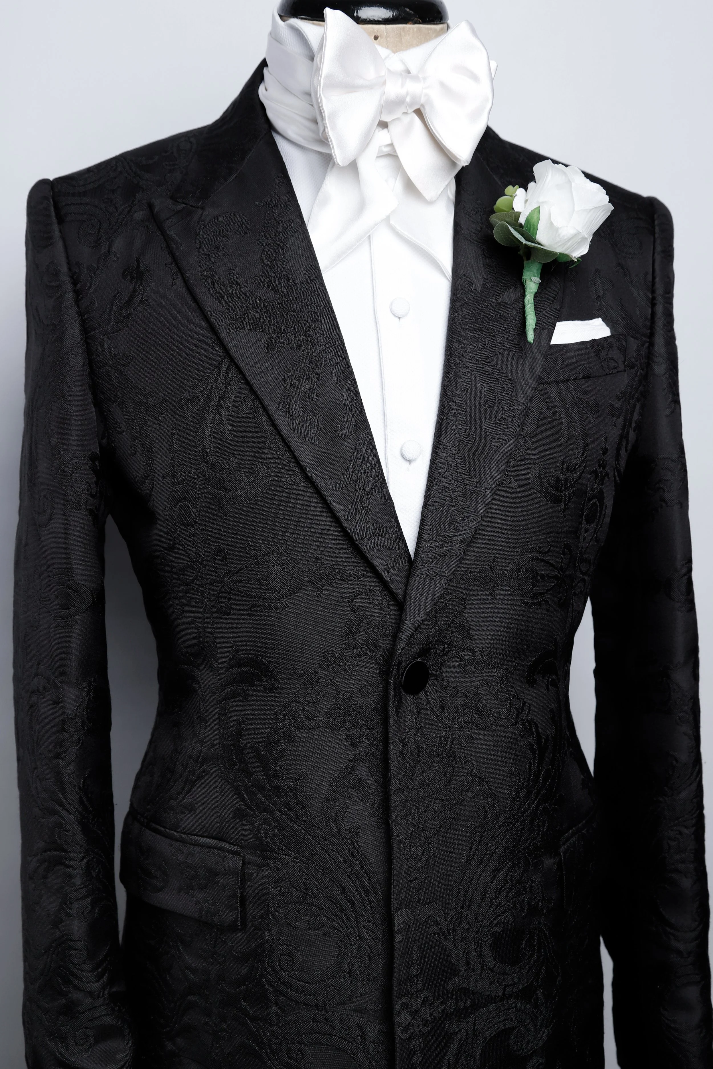 SCROLLS LONG SUIT 1.jpg