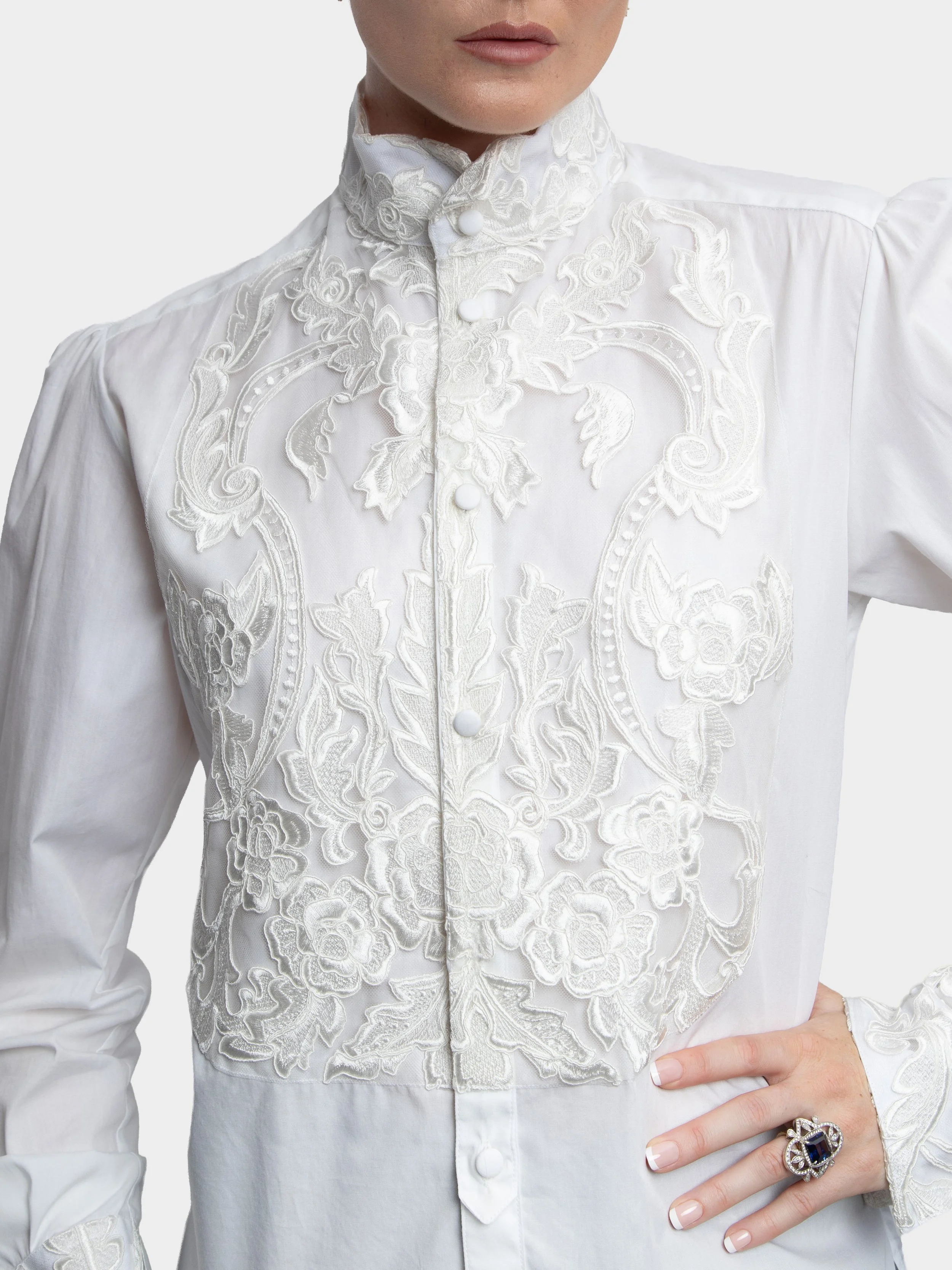 WHITE COTTON AND EMROIDERY SHIRT 3.jpg