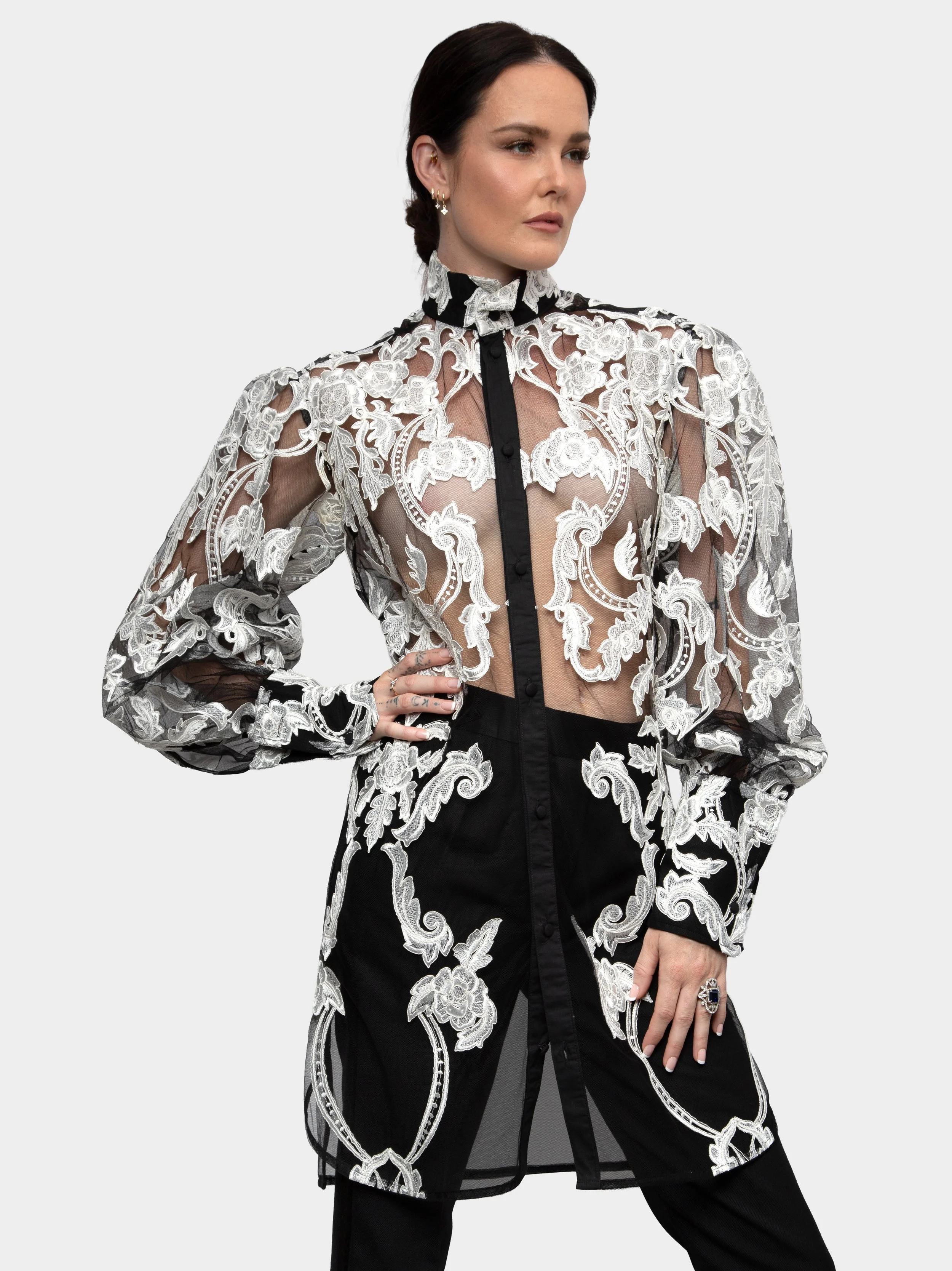 Black And White Embroidery Long Shirt
