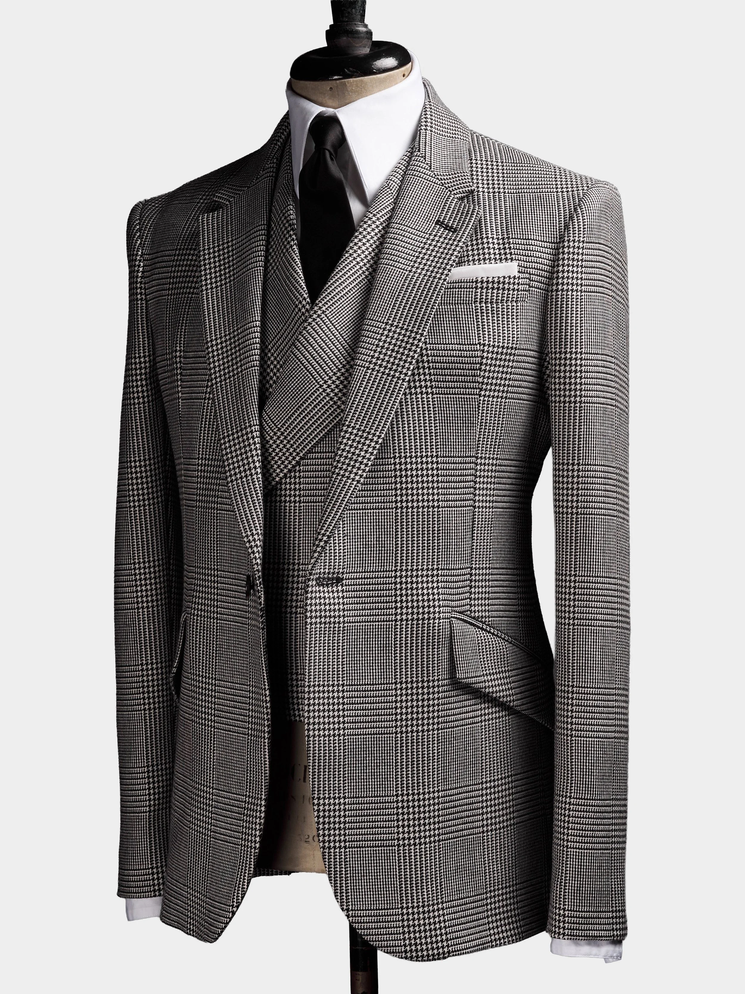 The Prince Of Wales Suitmannequin2.jpg