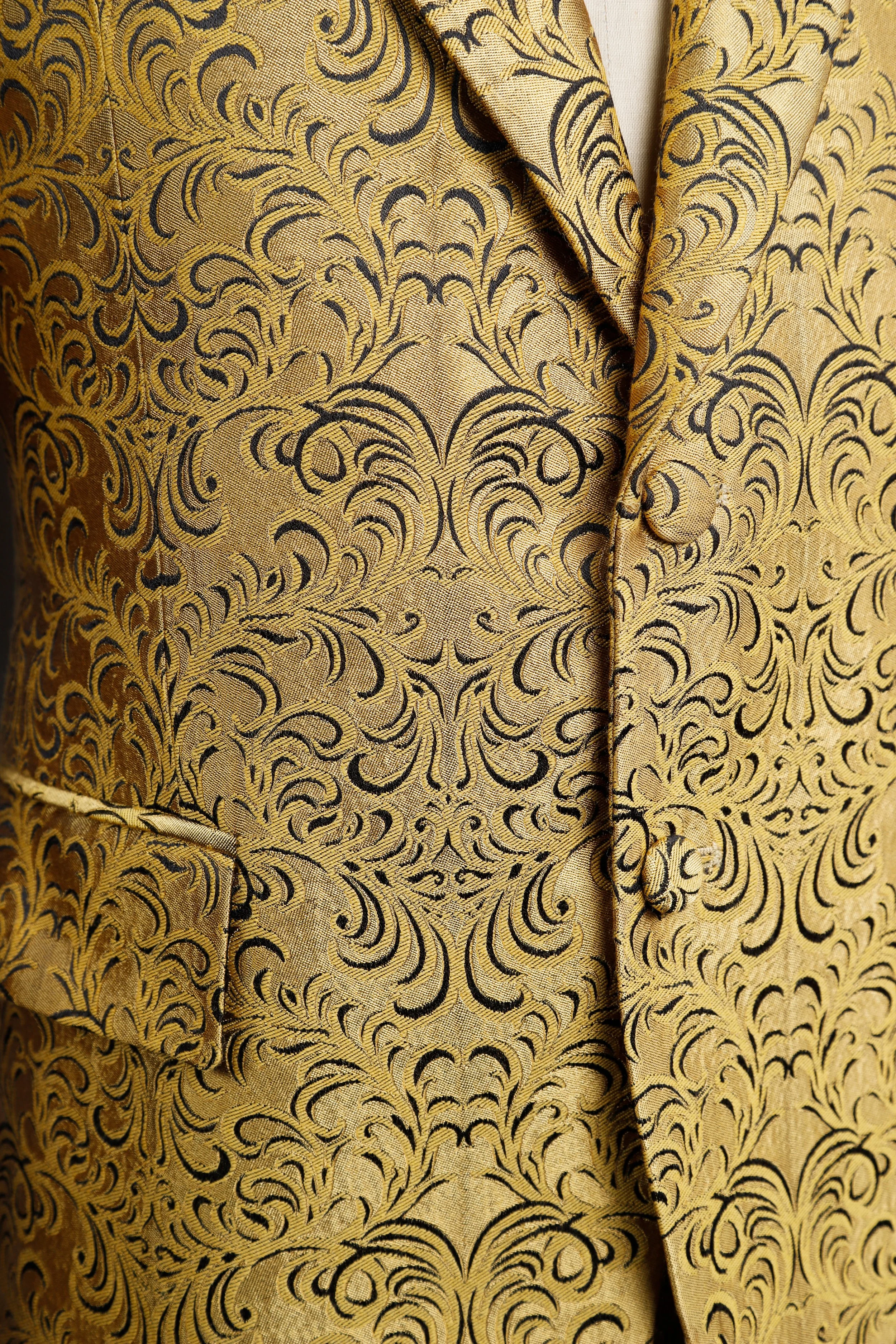 REGENCT SWIRL DETAIL.jpg