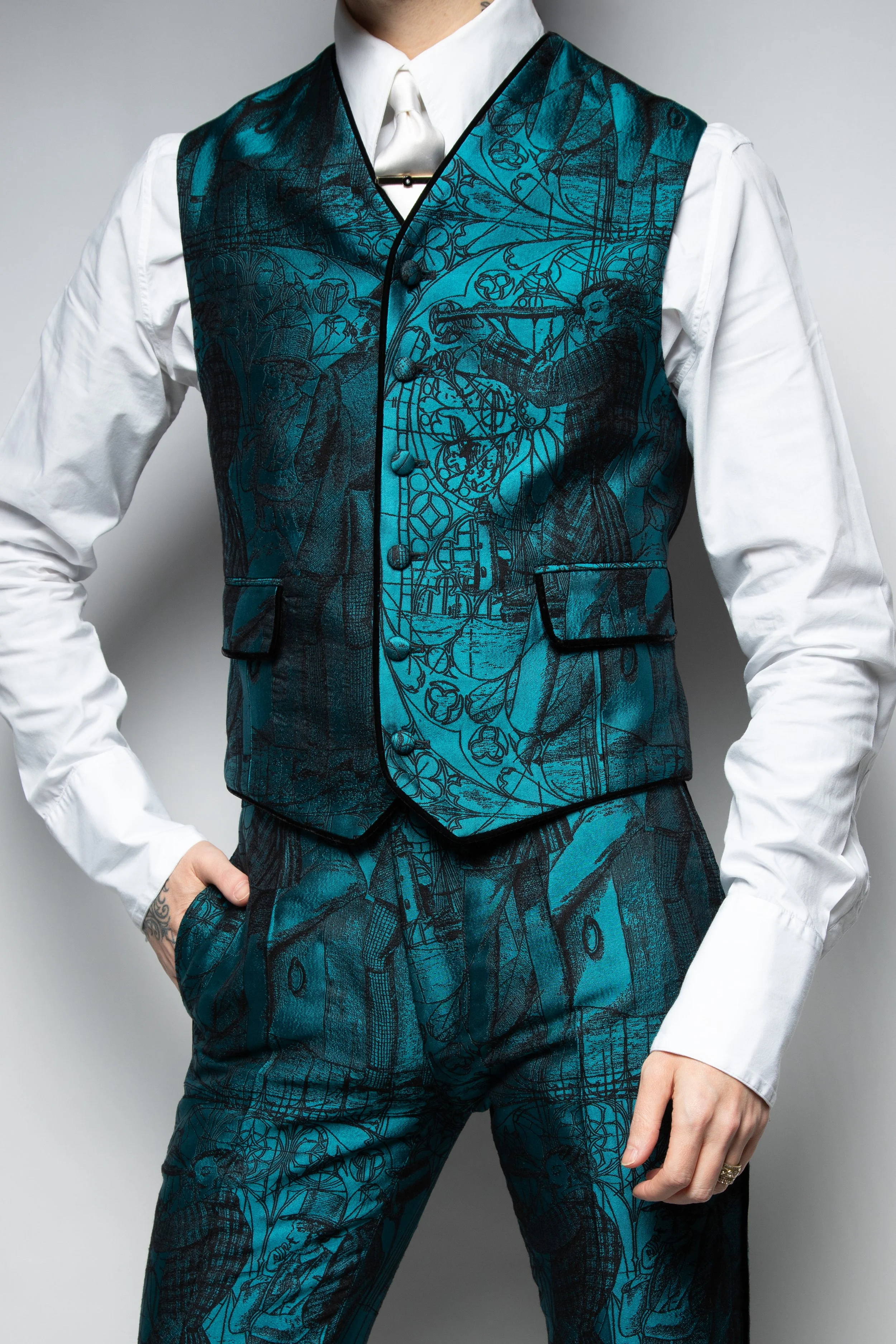 EMERALD SWAISTCOAT 3.jpg