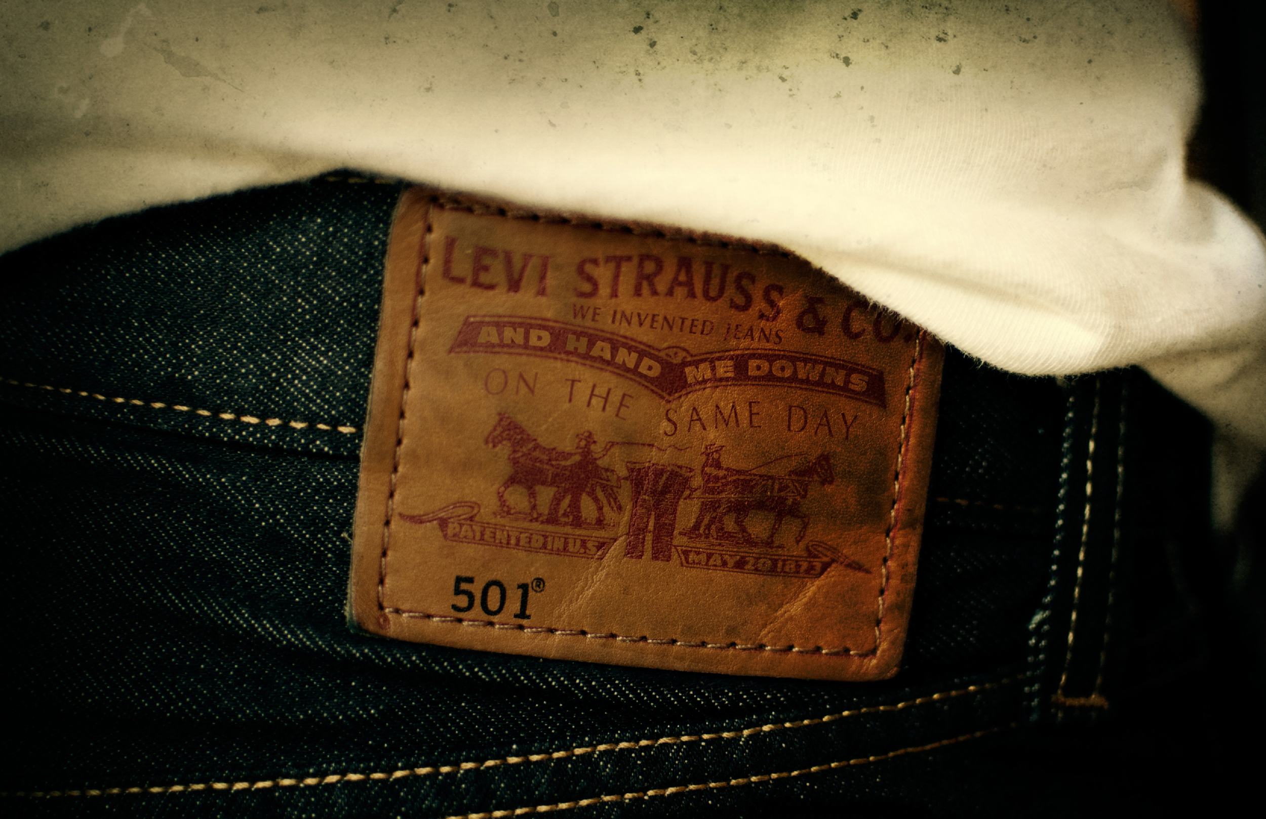 01_Levis.jpg