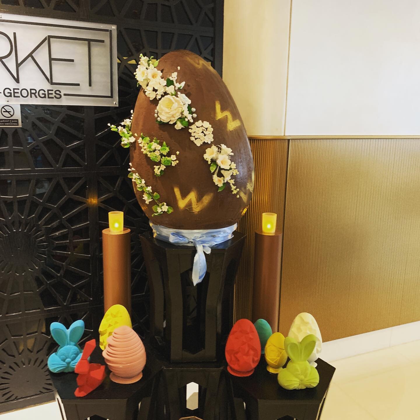 Incredible #eastereggs #chocolatier #chocolatiersofinstagram from @wdoha #qatar