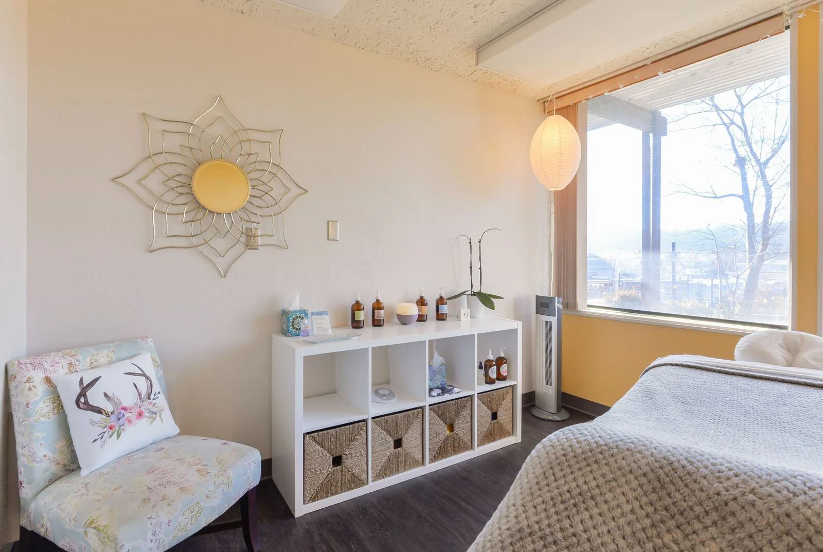 Elk Rock Wellness Gold Room.jpg