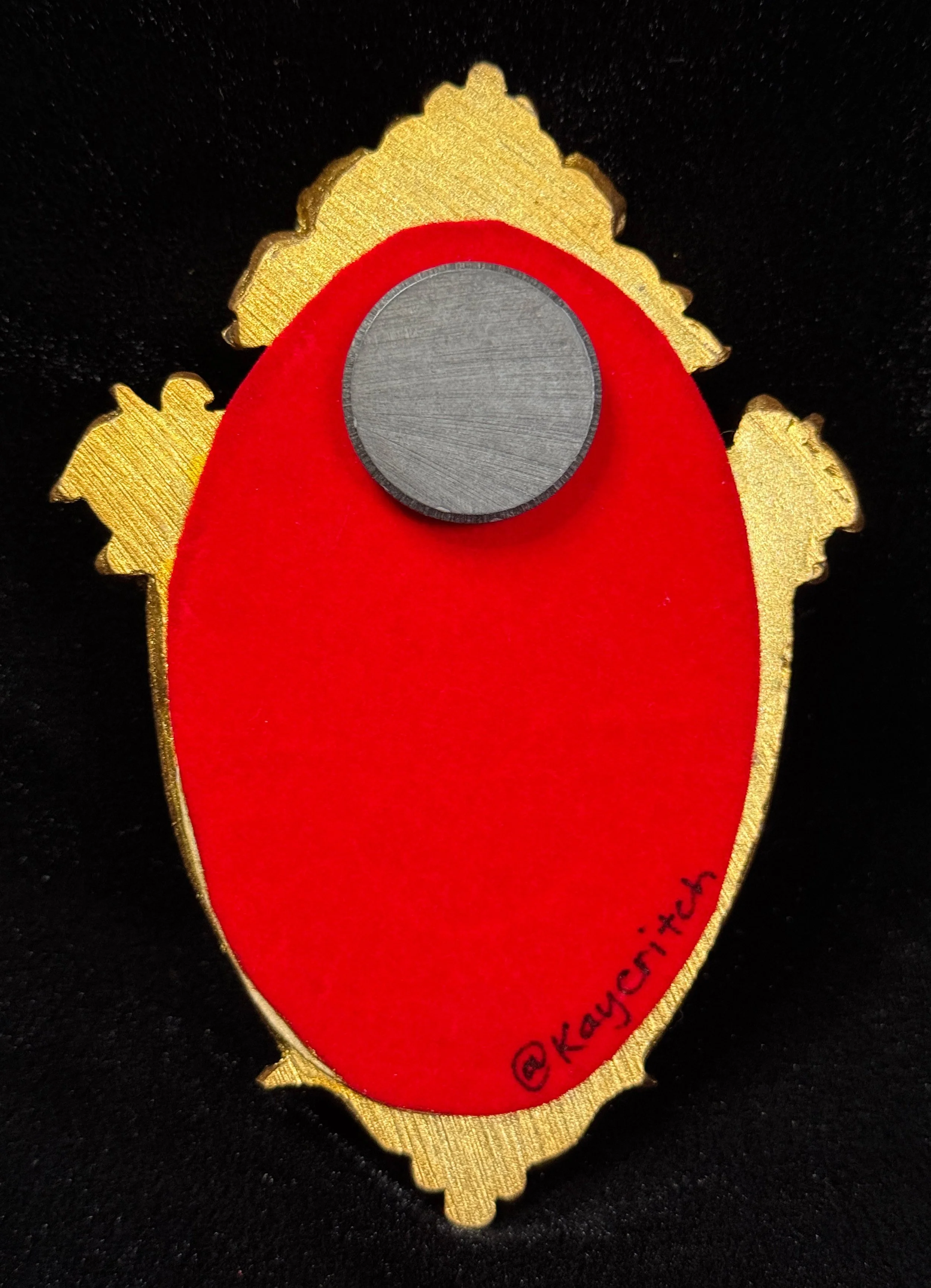 Medium Magnet Hecate 2.jpg