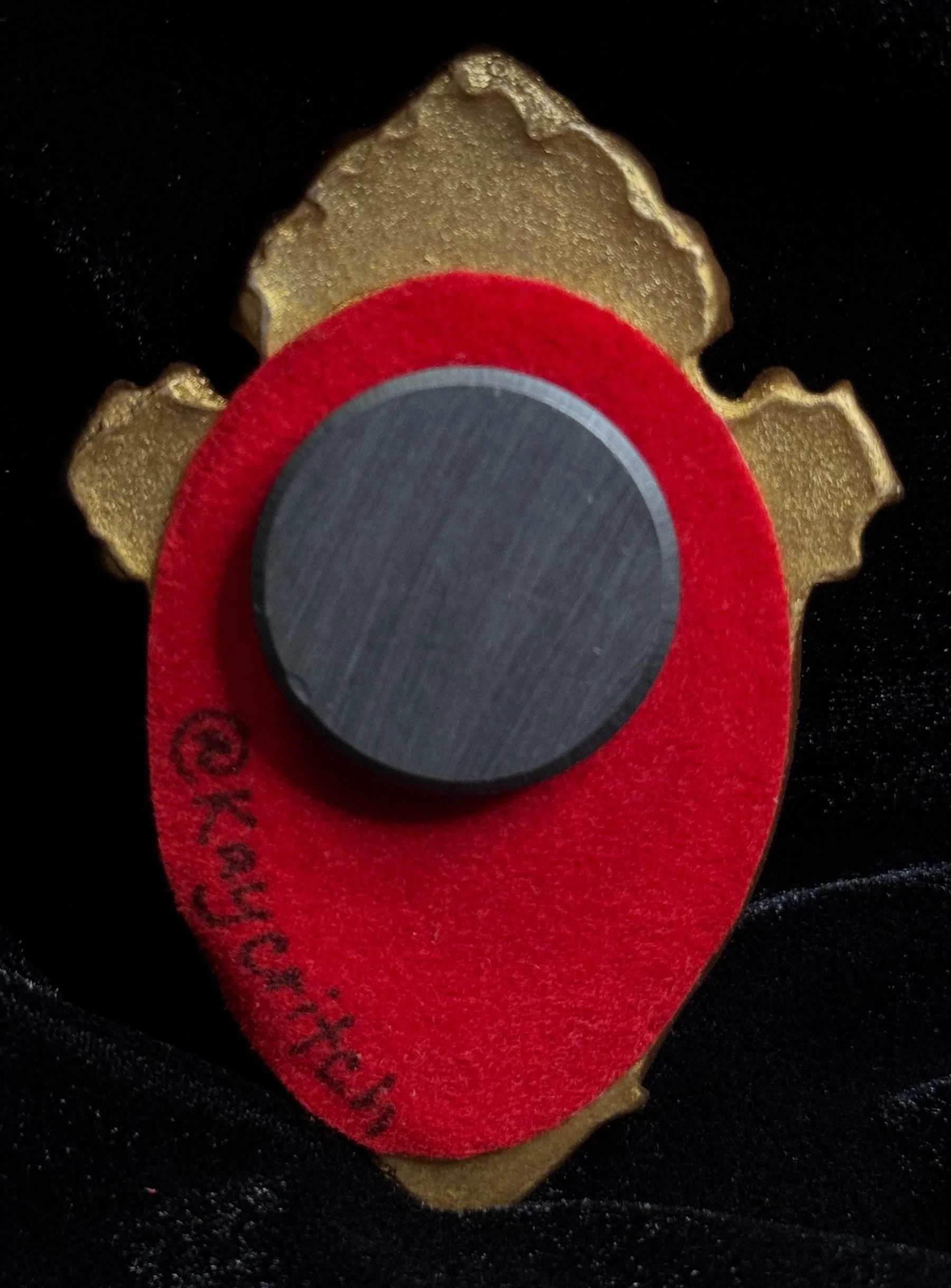 Small Magnet La Rosa Benedetta 2.jpg