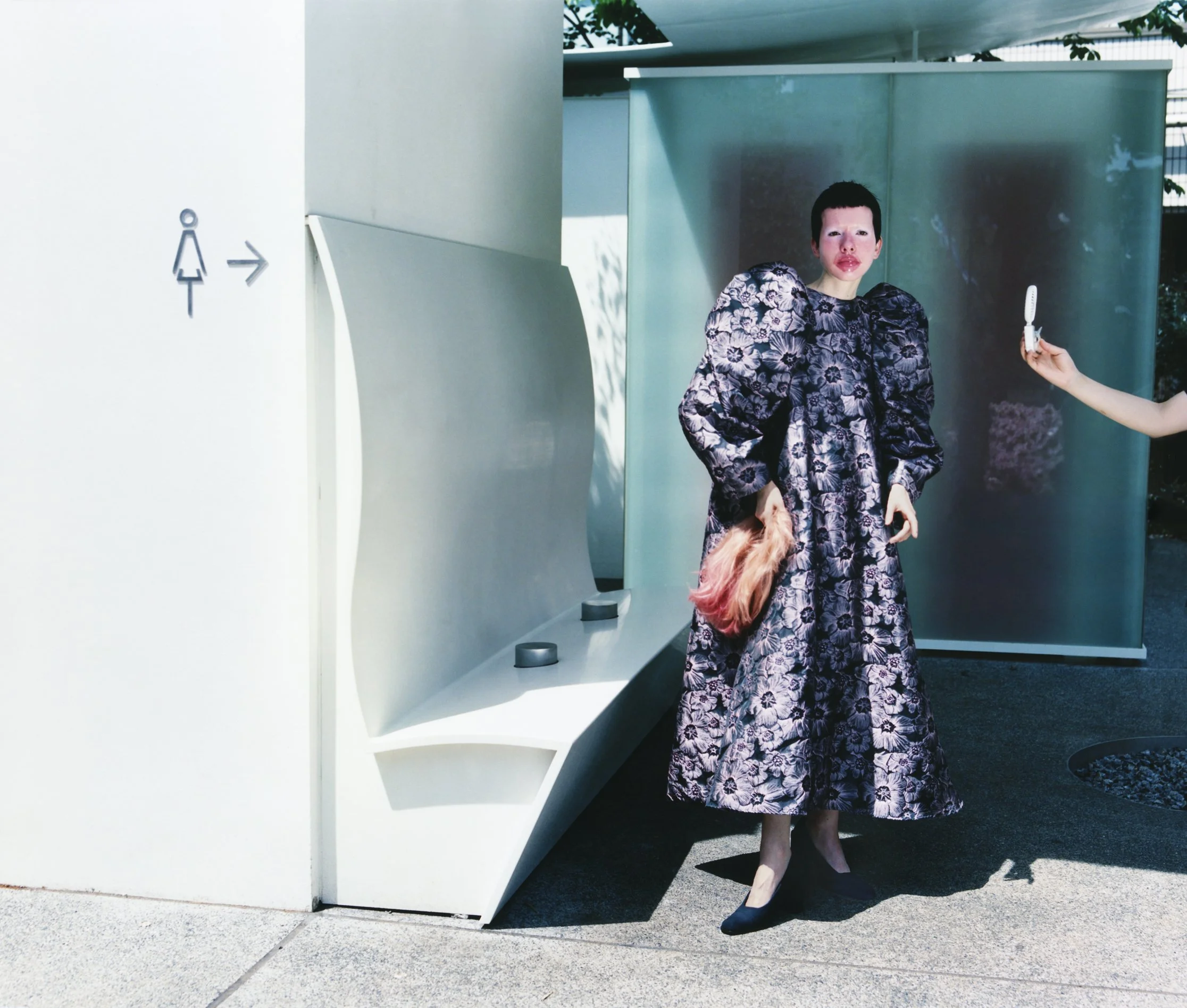 S.W_TOKYO.PEACHES_08.24_10B copy 2.jpg