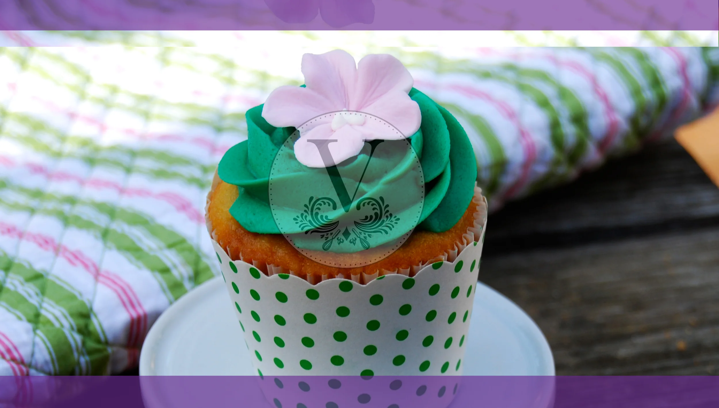 Easter Cupcake.jpg