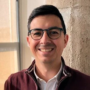 David Garcia | Bio Senior Consultant, Communication & Collaboration