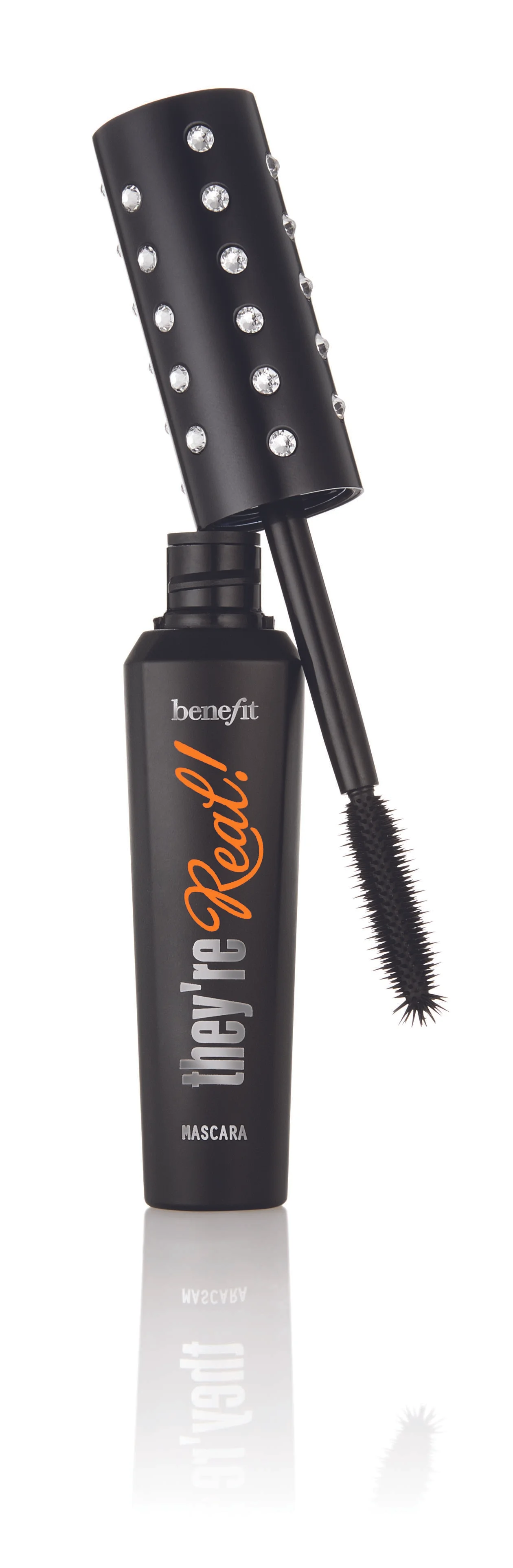 Benefit’s Blingy Mascara is a Holiday Hit