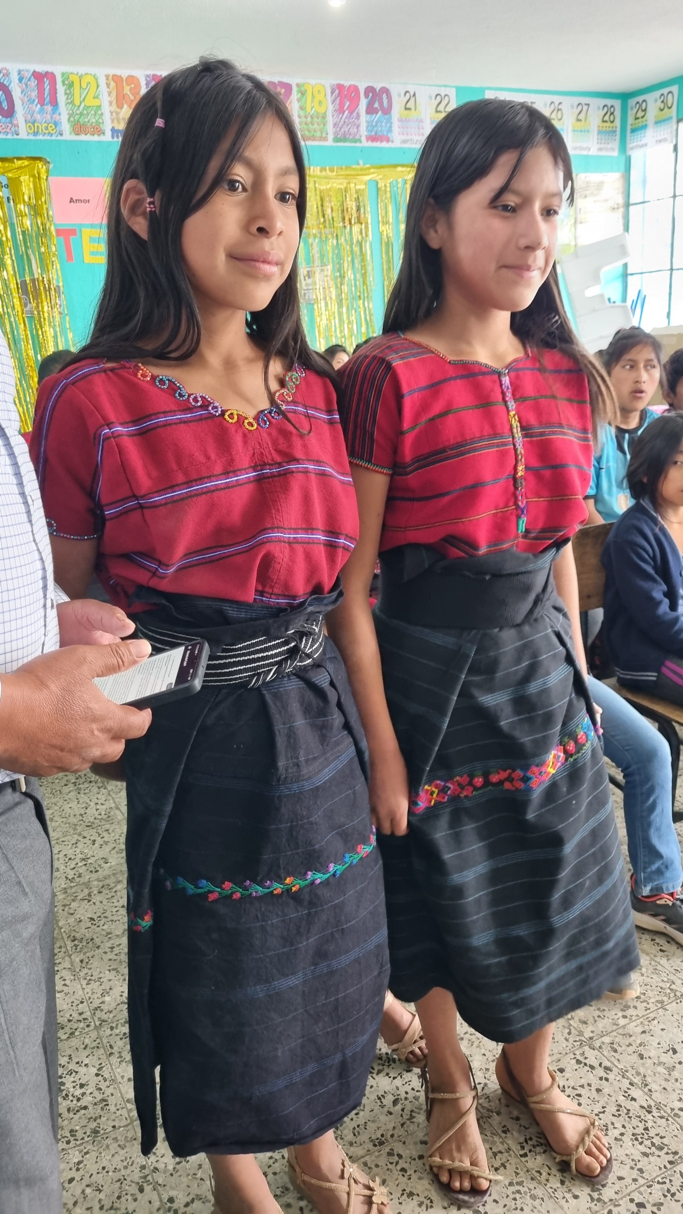 Equipment handoff - School La Cruz