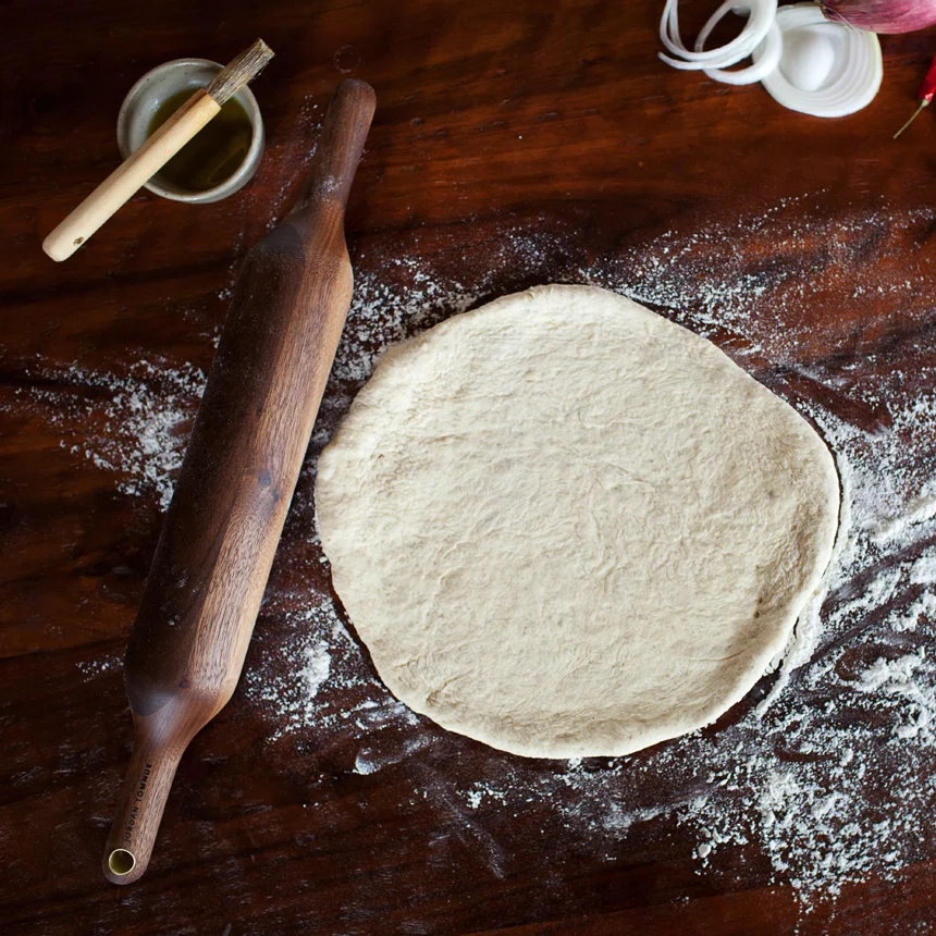 StandardWalnut-pizza.jpg