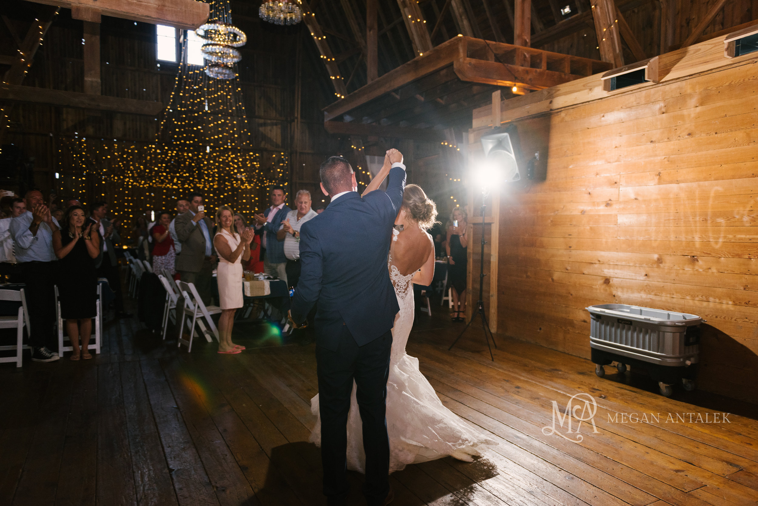 cobblestone-wedding-barn-rochester-photography-33.jpg