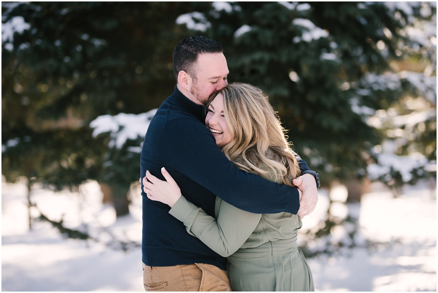 mendon-ponds-winter-engagement (9).jpg