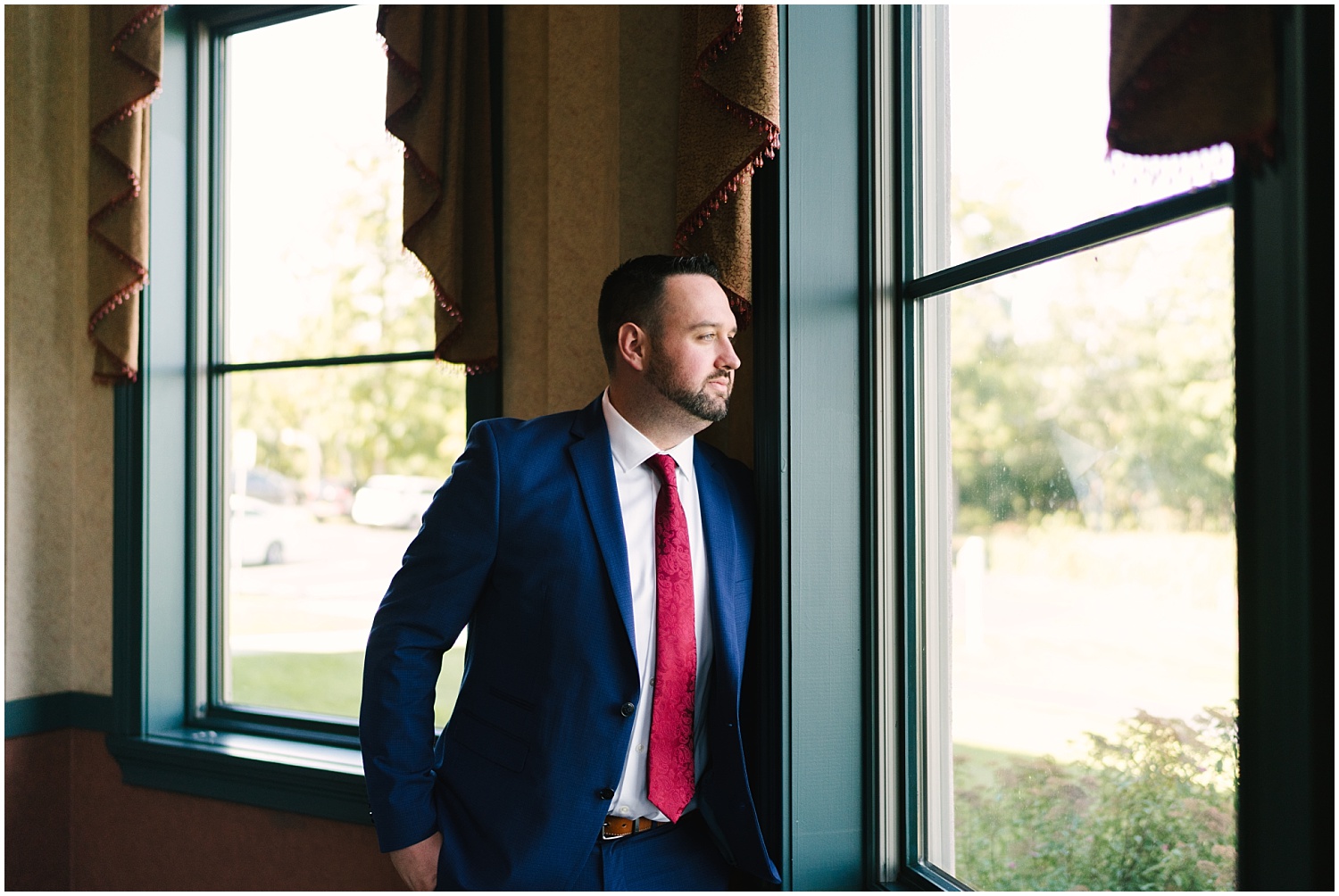 belhurst+castle+wedding+rochester+ny+photographer (12).jpg