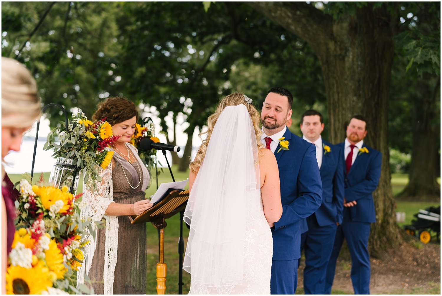 belhurst+castle+wedding+rochester+ny+photographer (73).jpg