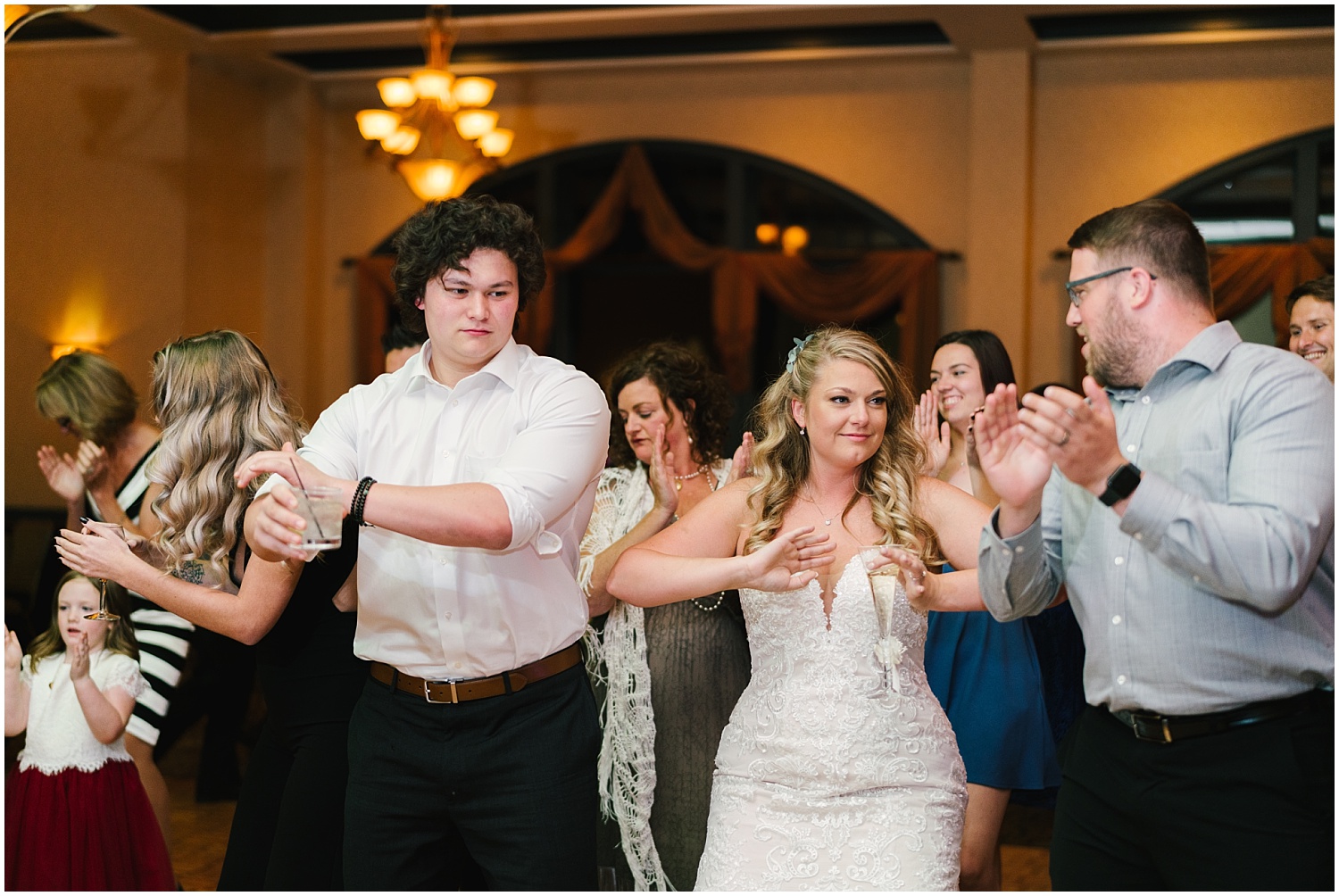 belhurst+castle+wedding+rochester+ny+photographer (106).jpg