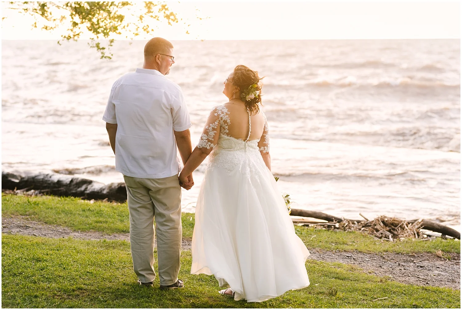 "Don't look anywhere else!"