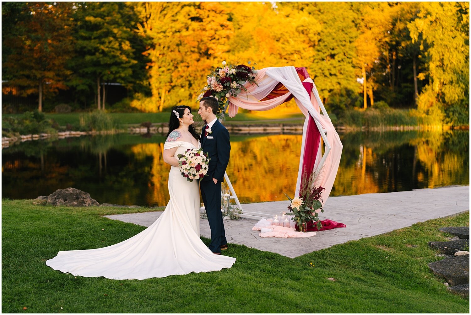 shadow+lake+golf+wedding+rochester+photographer (31).jpg