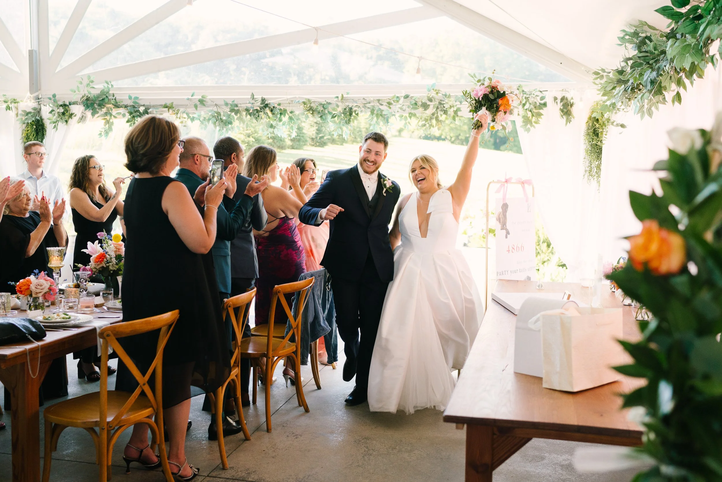 crispin+hill+wedding+photographer+reception+LB+megan+antalek-117.jpg