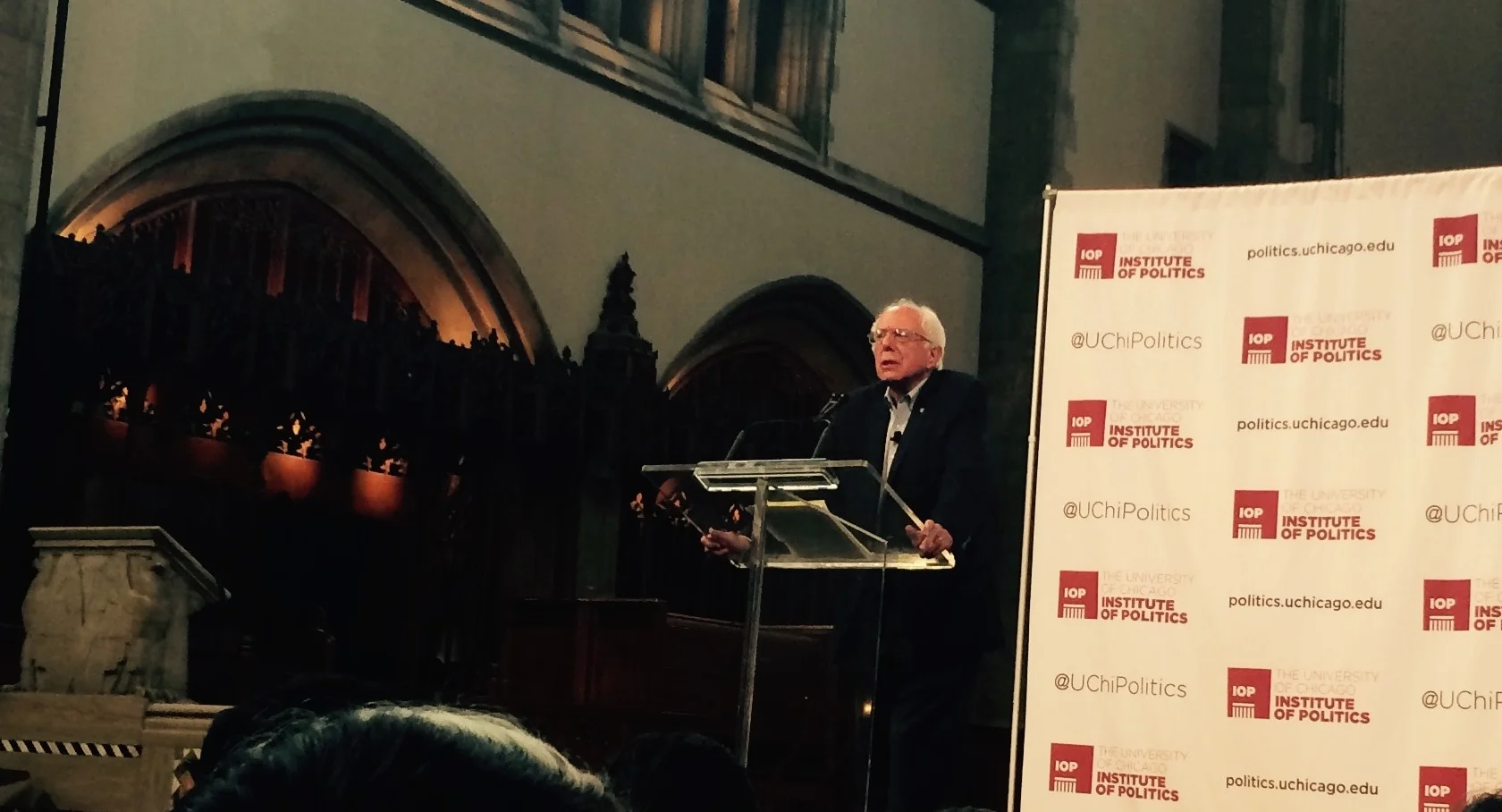 Bernie Sanders, AB ‘64, addressing the crowd at the Rockefeller Chapel