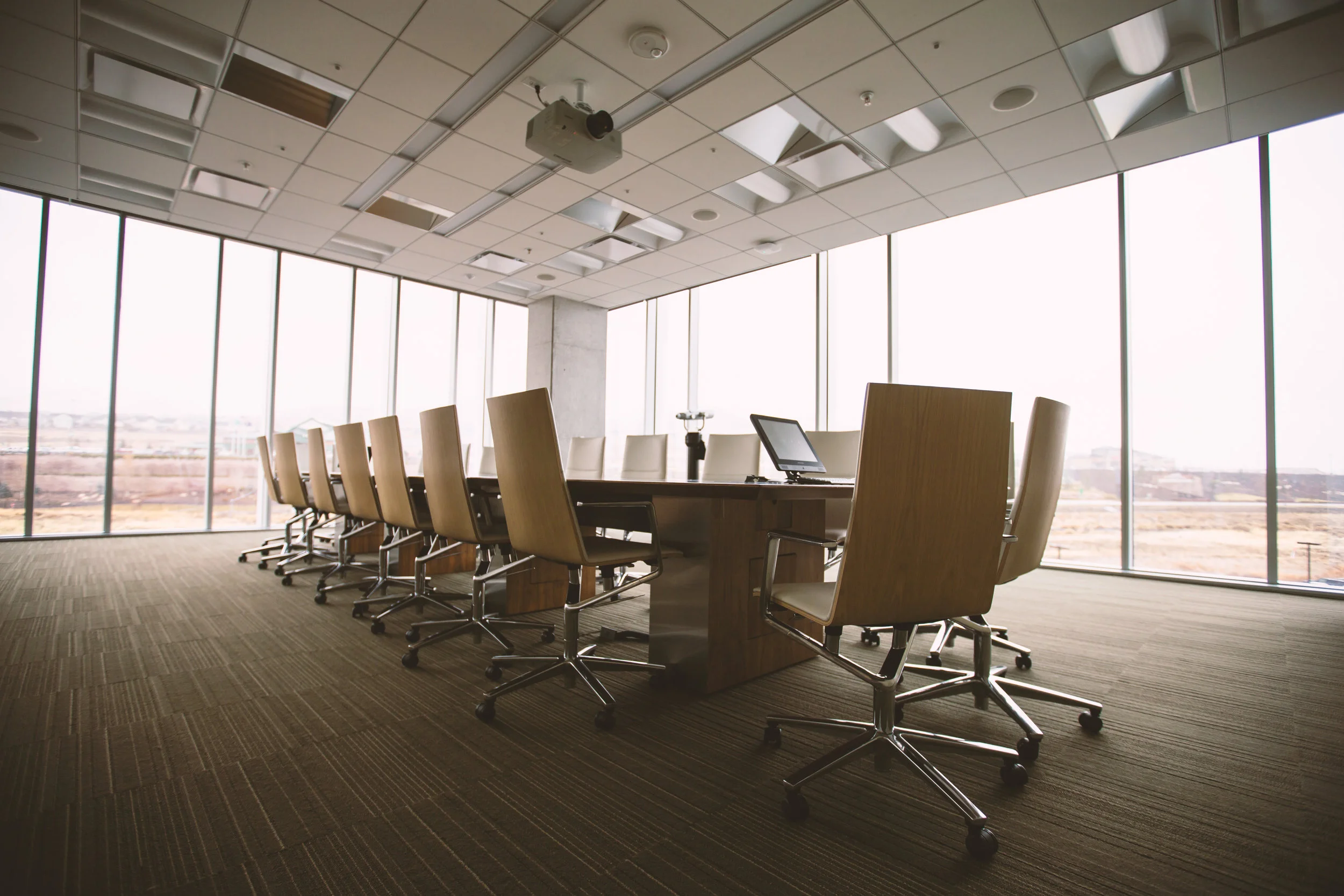 Why choose just one mentor when you can have a Board of Directors? (Photo by Benjamin Child via Unsplash)