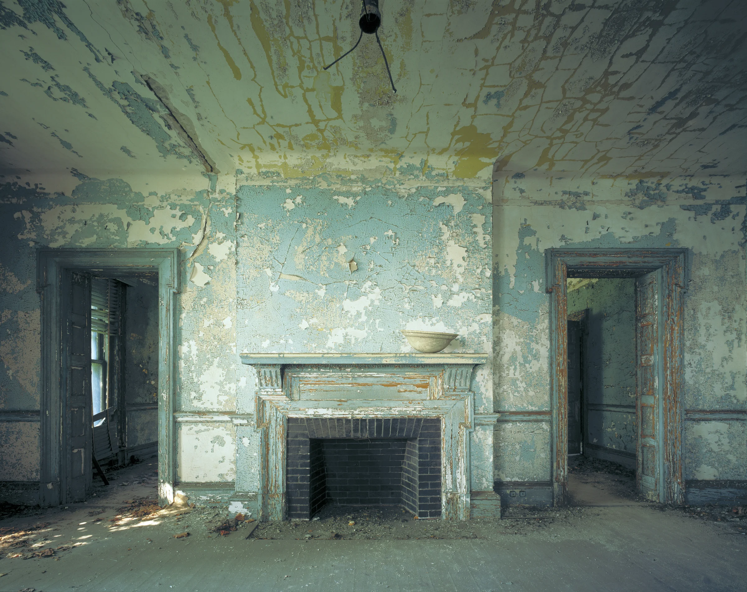 Ellis Island: Administrative quarters, staff house, Island 3 © Stephen Wilkes