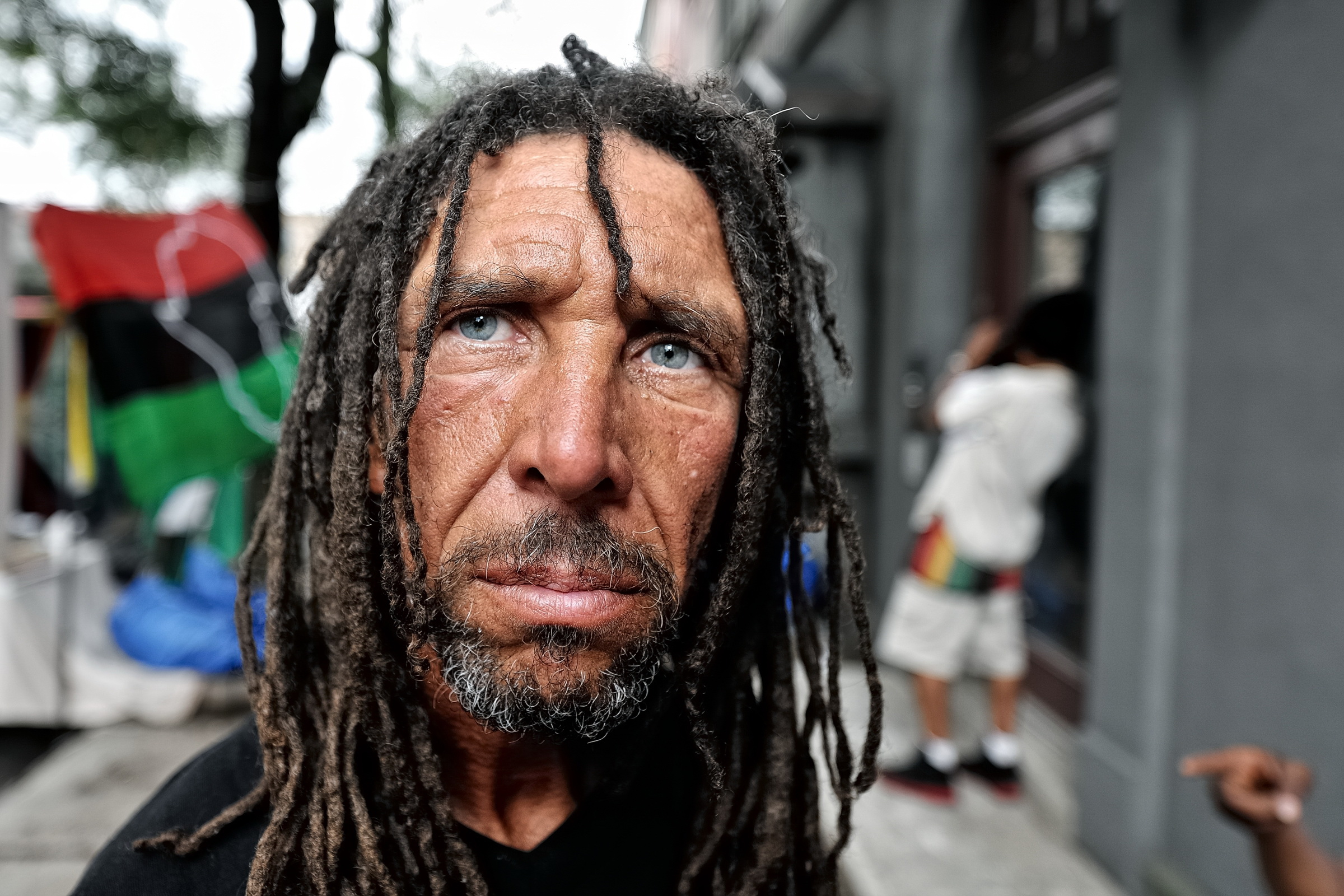 Portrait of Quinn on South Street. Philadelphia, PA. June 2010. © Zun Lee