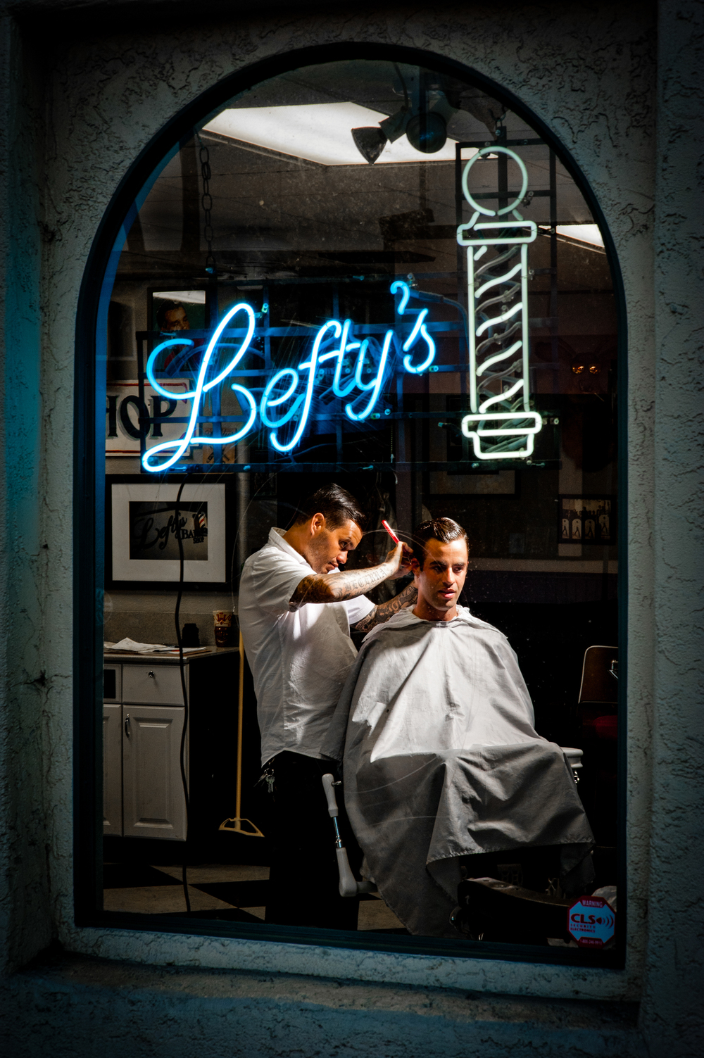  Lefty's Barbershop in San Diego, California&nbsp;© Rob Hammer 