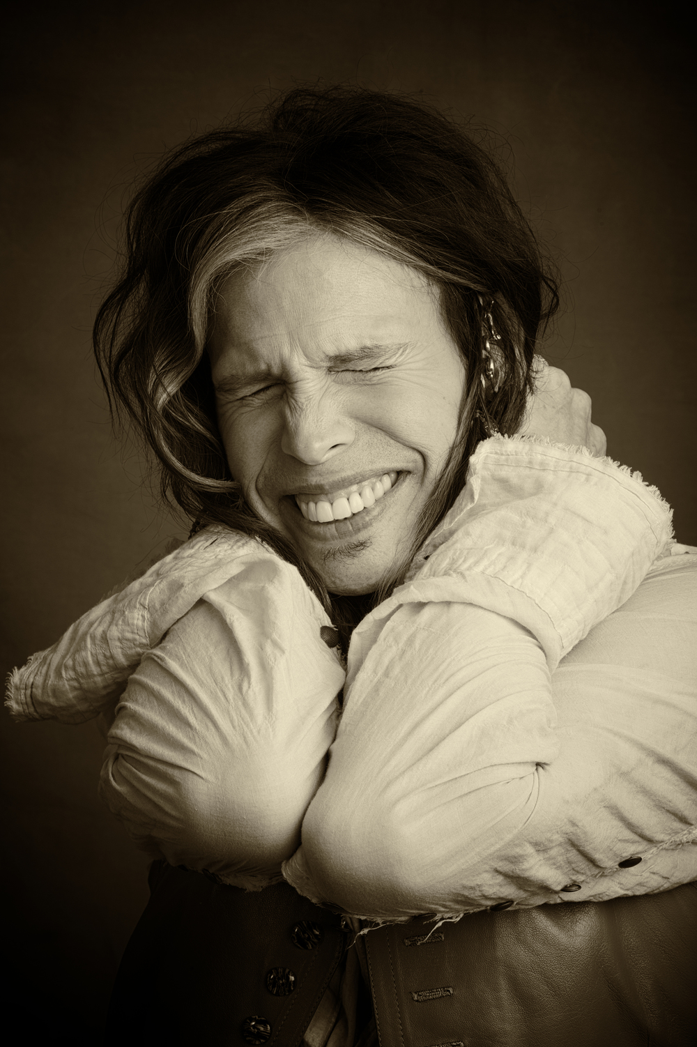   Steven Tyler of Aerosmith backstage during the TV show "Hurricane Sandy: Coming Together" at NBC Studios in New York. November 2, 2012&nbsp;© David Bergman  