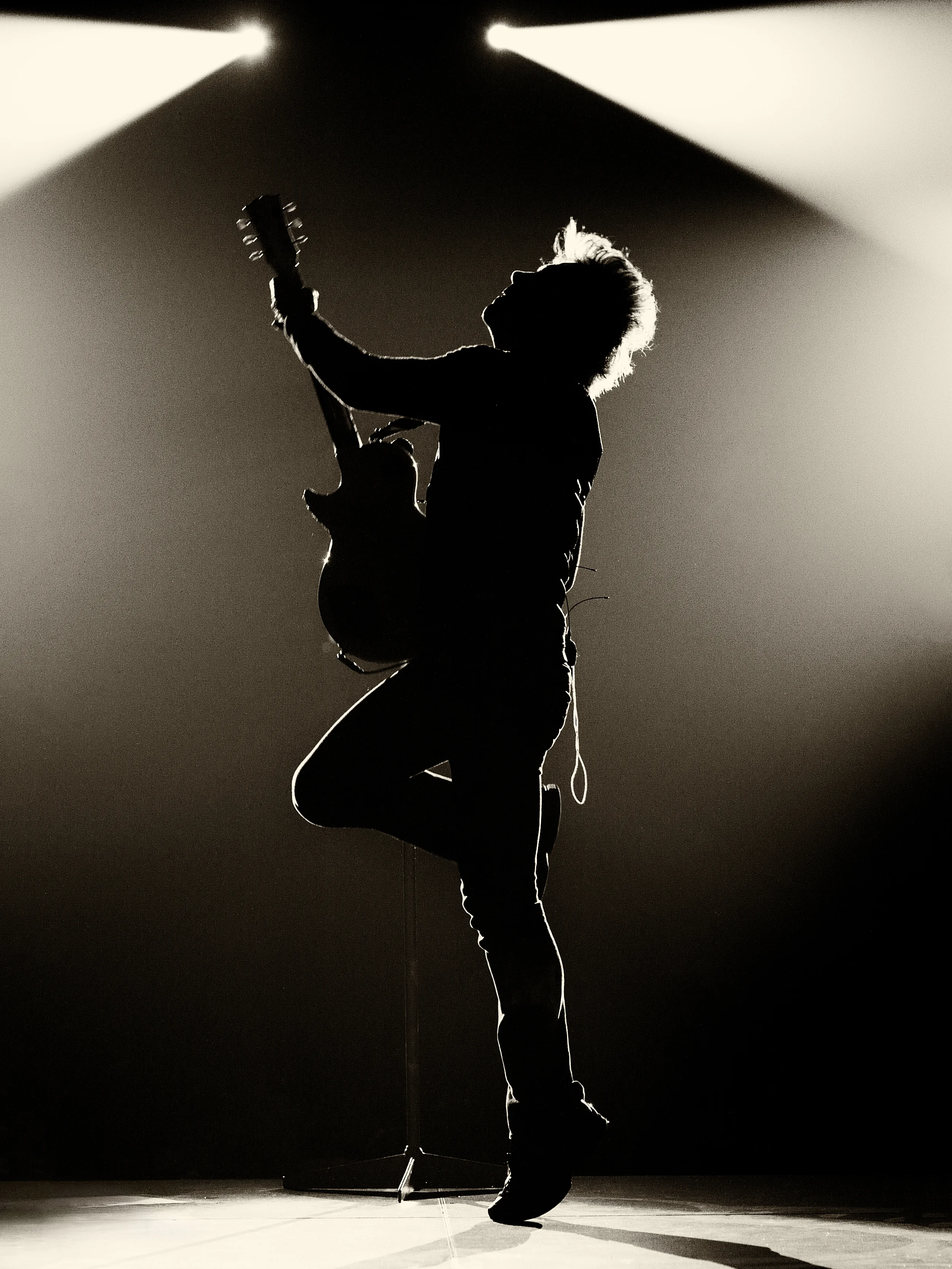 Jon Bon Jovi performs at the Spokane Arena in Spokane. October 6, 2013 © David Bergman